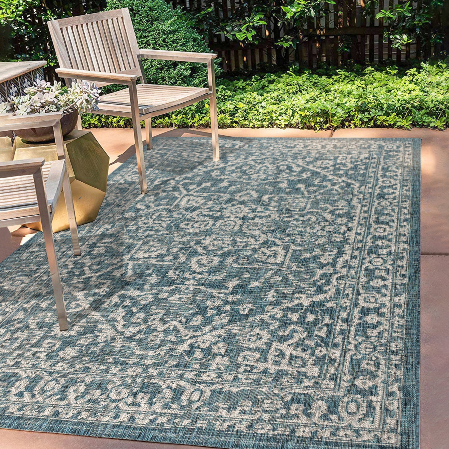 Malta Bohemian Medallion Textured Weave Indoor/Outdoor Area Rug