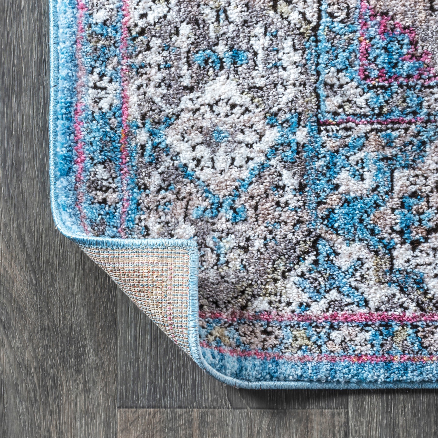 Tapis d'appoint à motif de médaillon Kesan Vintage