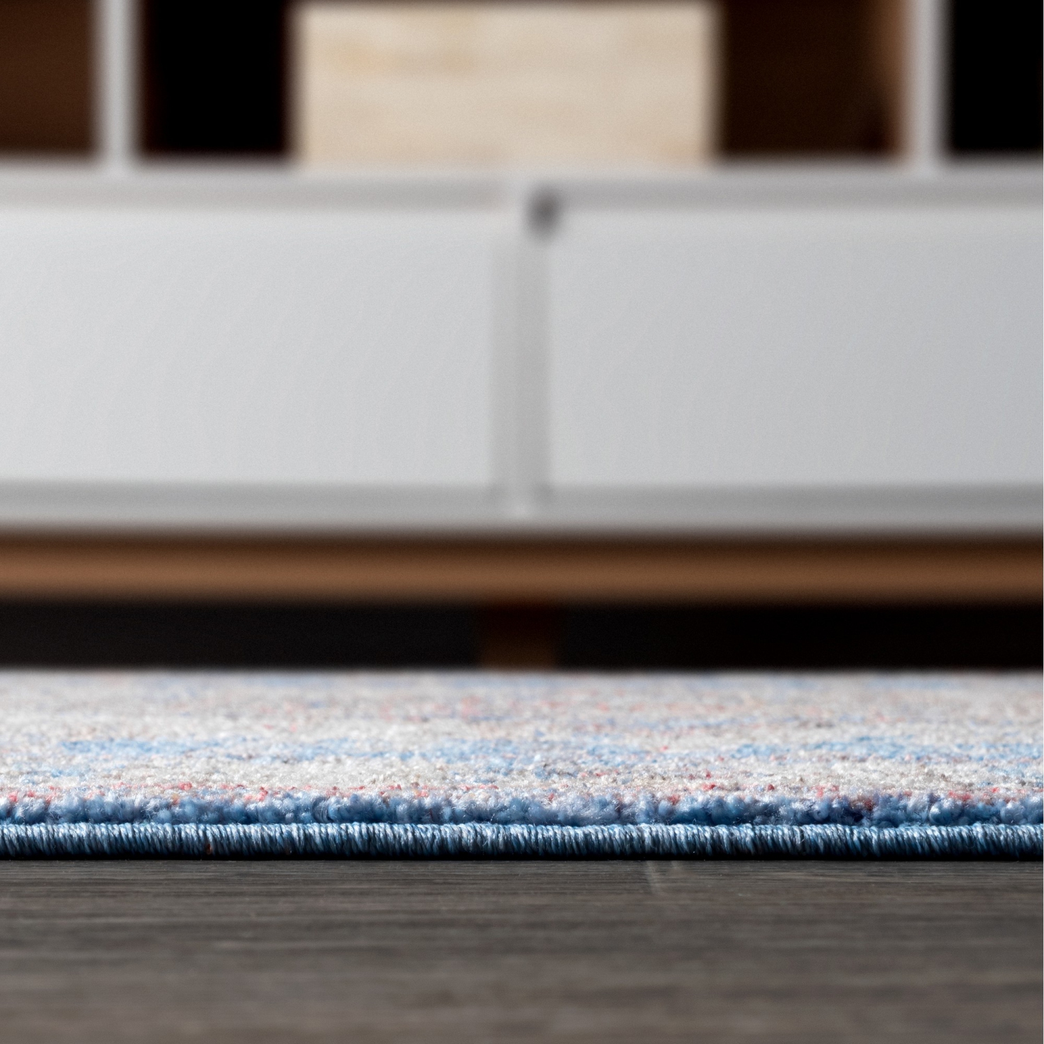 Tapis d'appoint à motif de médaillon Kesan Vintage