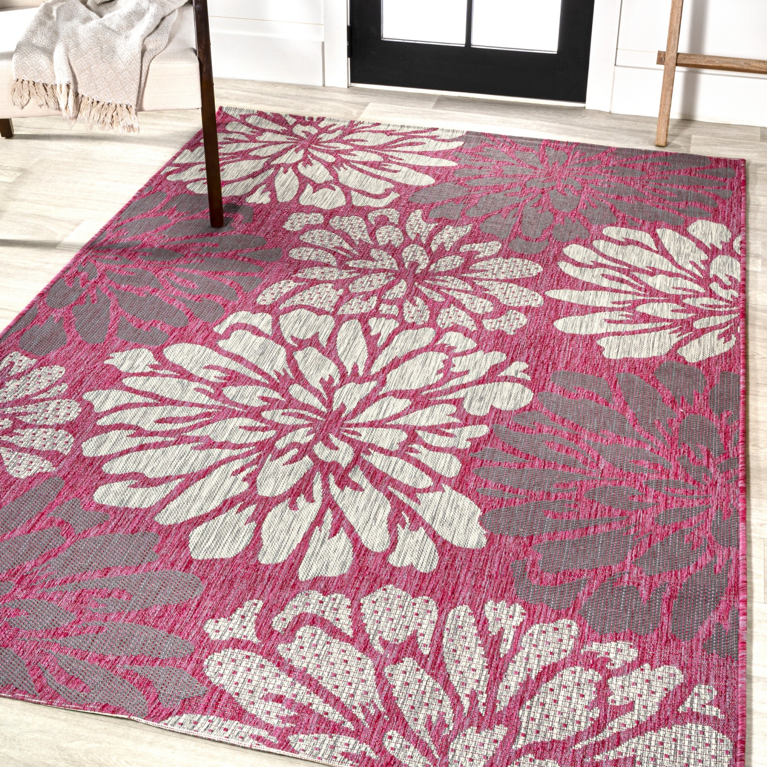 Zinnia Modern Floral Textured Weave Indoor/Outdoor Area Rug