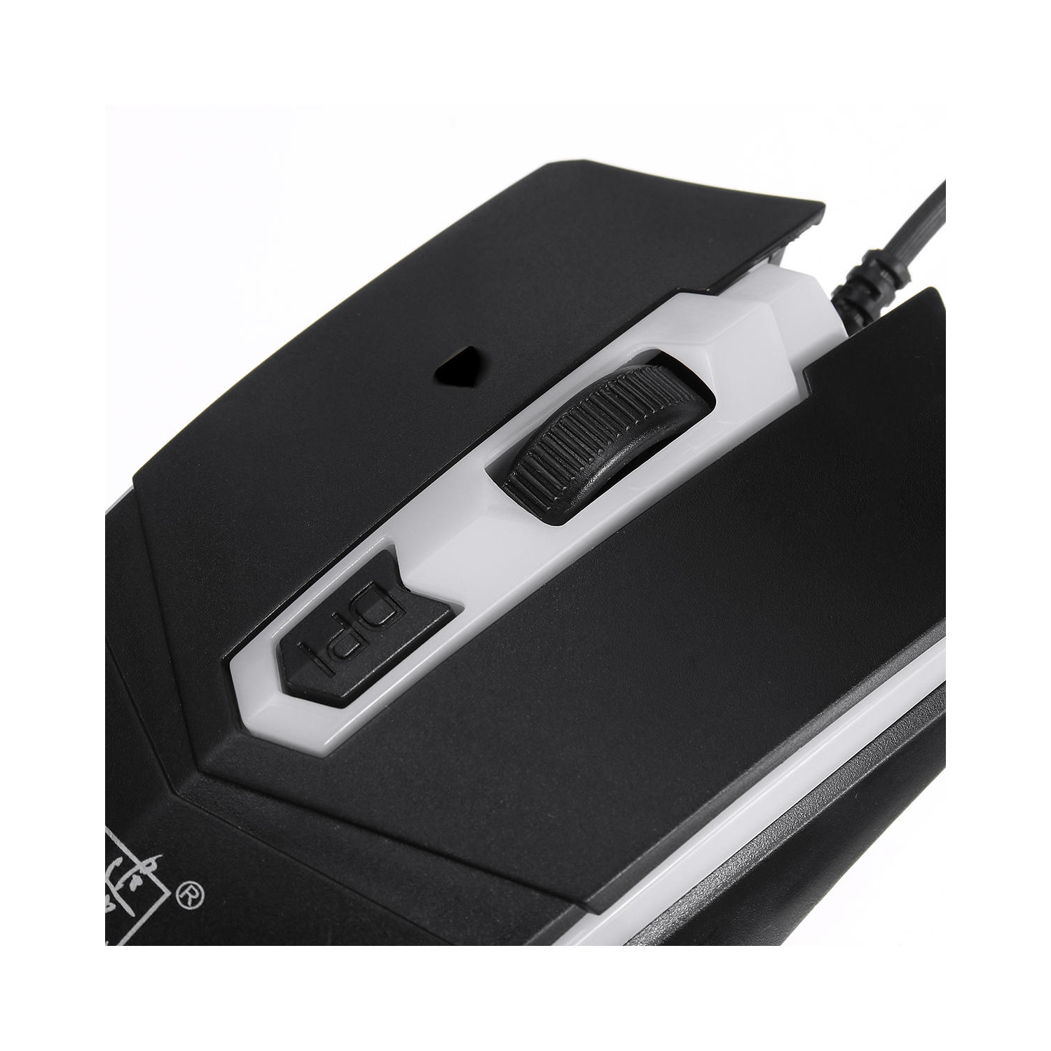 Clavier de jeu USB avec fil et souris de jeu à rétroéclairage coloré de 104 touches pour ordinateur portatif