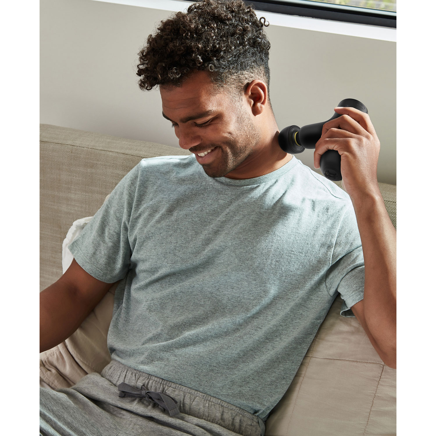 Appareil de massage à percussion Rebound de HoMedics avec accessoires - Noir