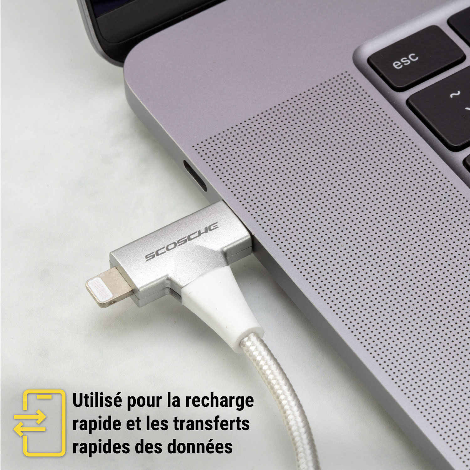 Câble USB-C à Lightning/USB-C de 1,22m Strikeline de Scosche (CCi4B4TWT-SP) - Blanc