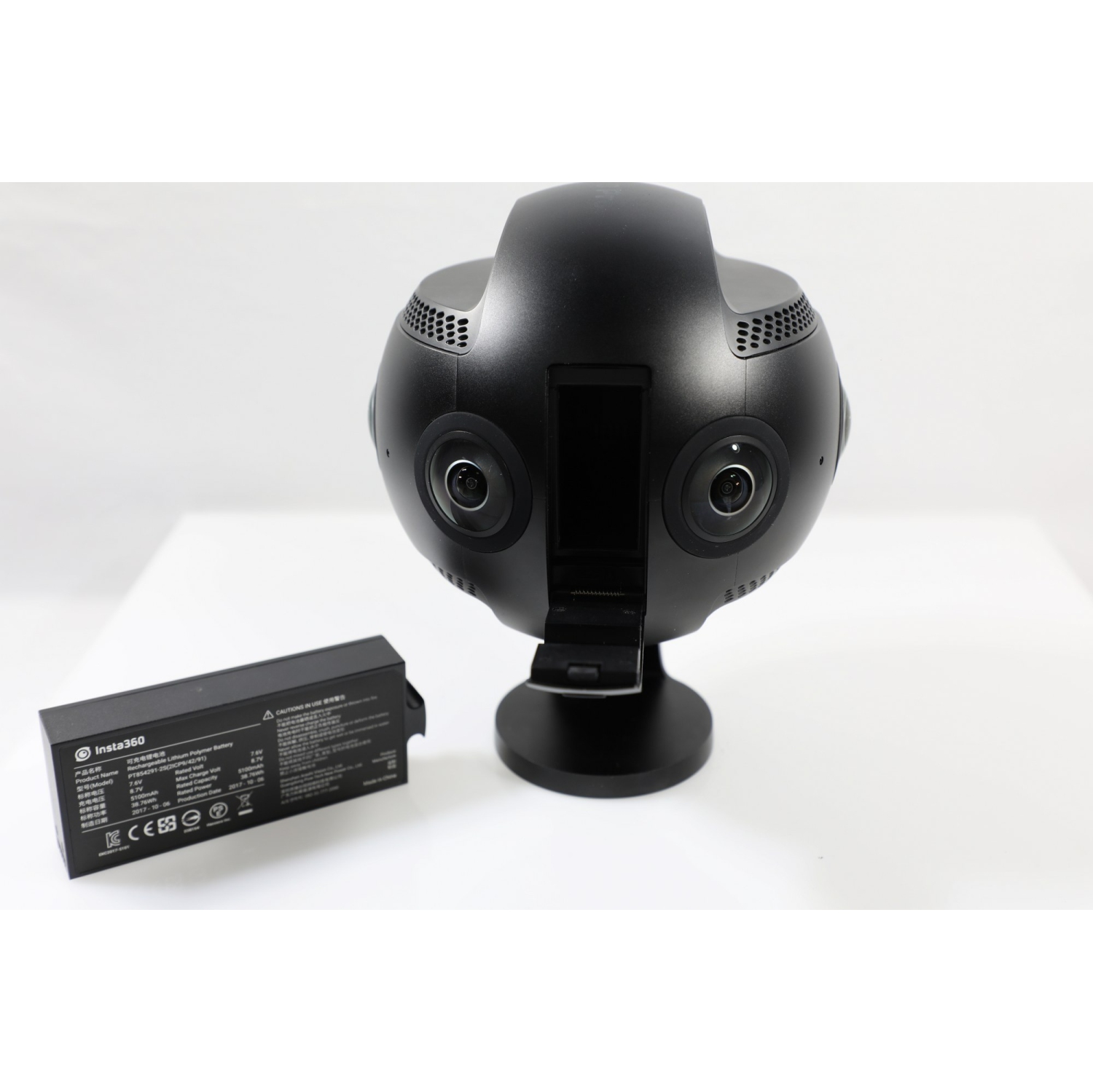 Remis à neuf - Caméra RV 360 8K sphérique Insta360 Pro