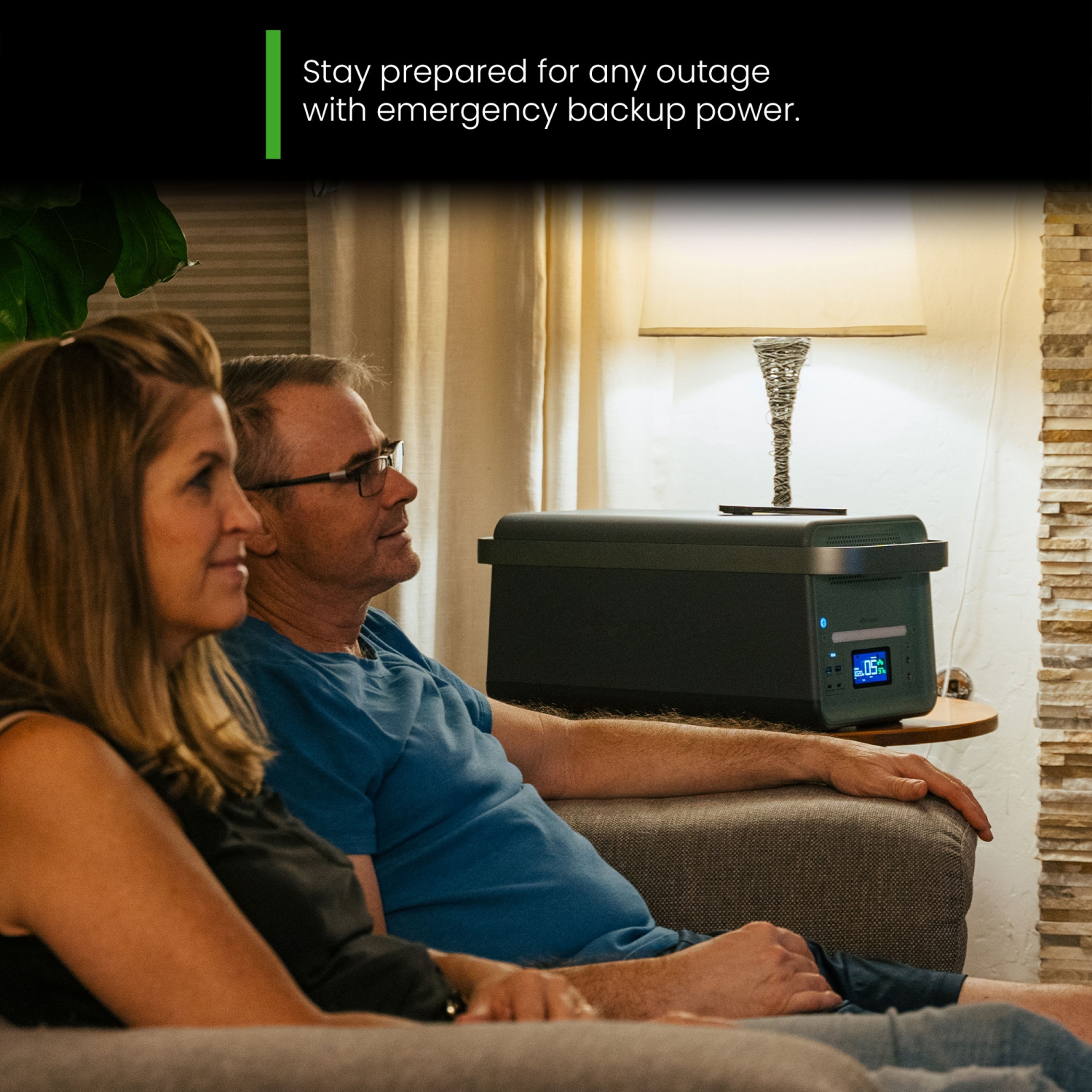 Yoshino B4000 SST 11-Port Solid-State Solar Generator 2611Wh, 4000W with 3-Piece Solar Panels Emergency UPS Backup Battery, Pure Sine Wave, Smart App