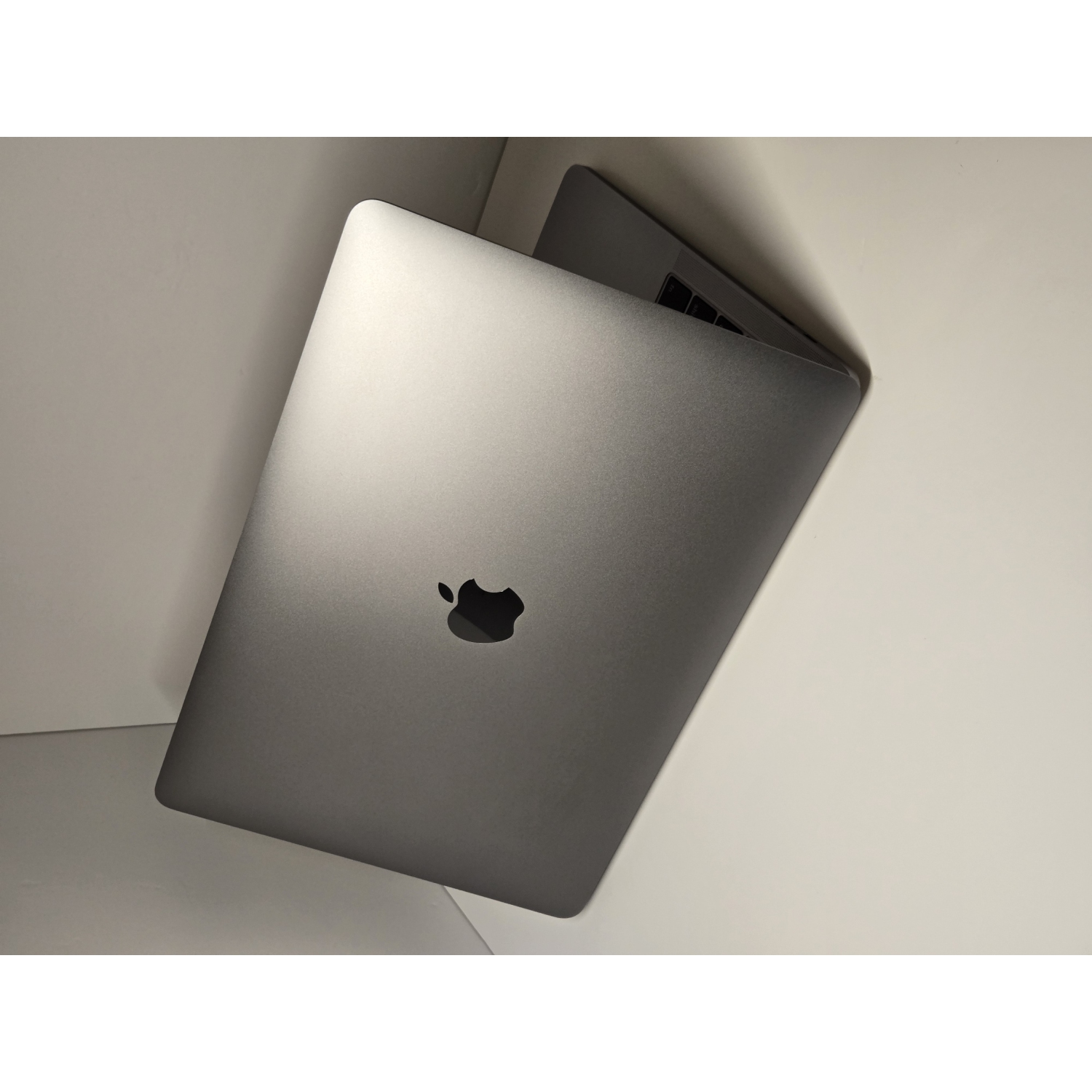 Apple - macbook pro 2019 13インチ　2.8Ghz/16GB/500GB Refurbished (Good) Apple MacBook Pro 2019 13