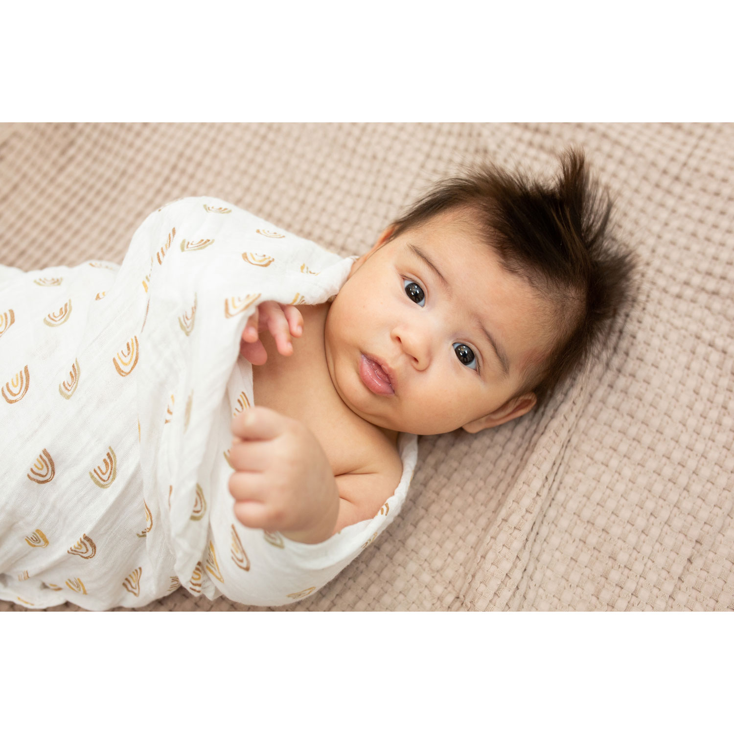 Lulujo Boho Muslin Swaddle - 2 Pack - Rainbow/Suns