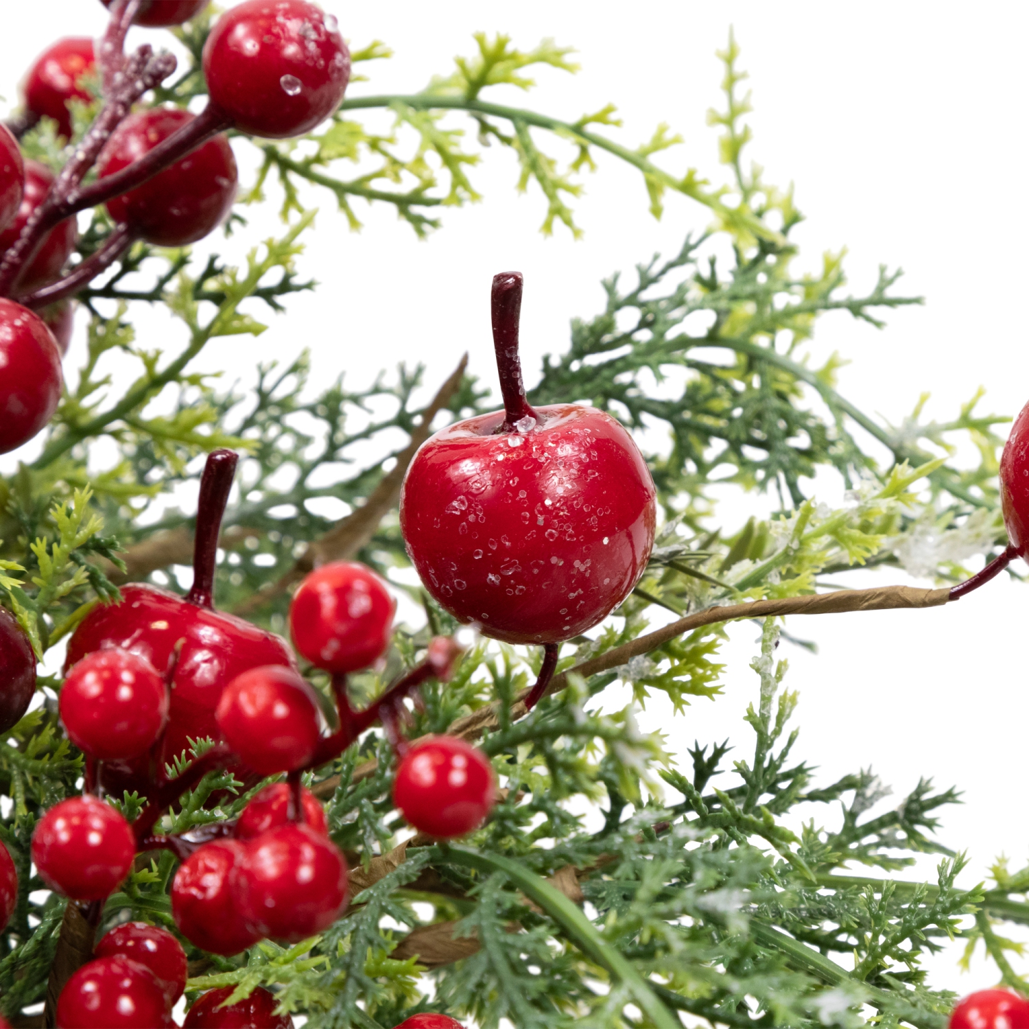 Couronne de Noël de cèdre et de pin artificiels aux baies givrées et aux pommes de crabe - 24 po - non éclairée