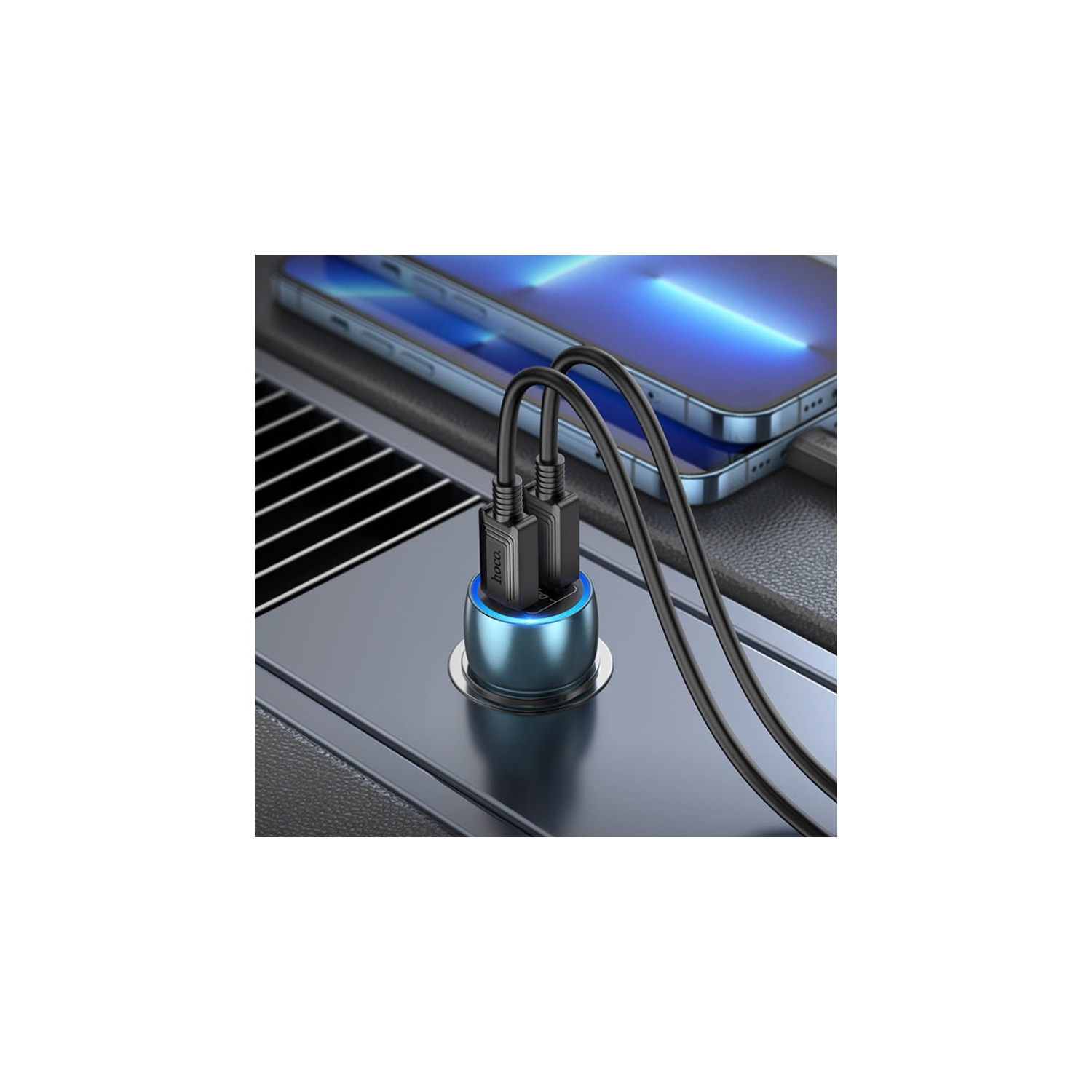 Adaptateur de chargeur rapide à deux ports USB-C/type C pour l'auto de 40&nbsp;W avec câble USB-C à USB-C.