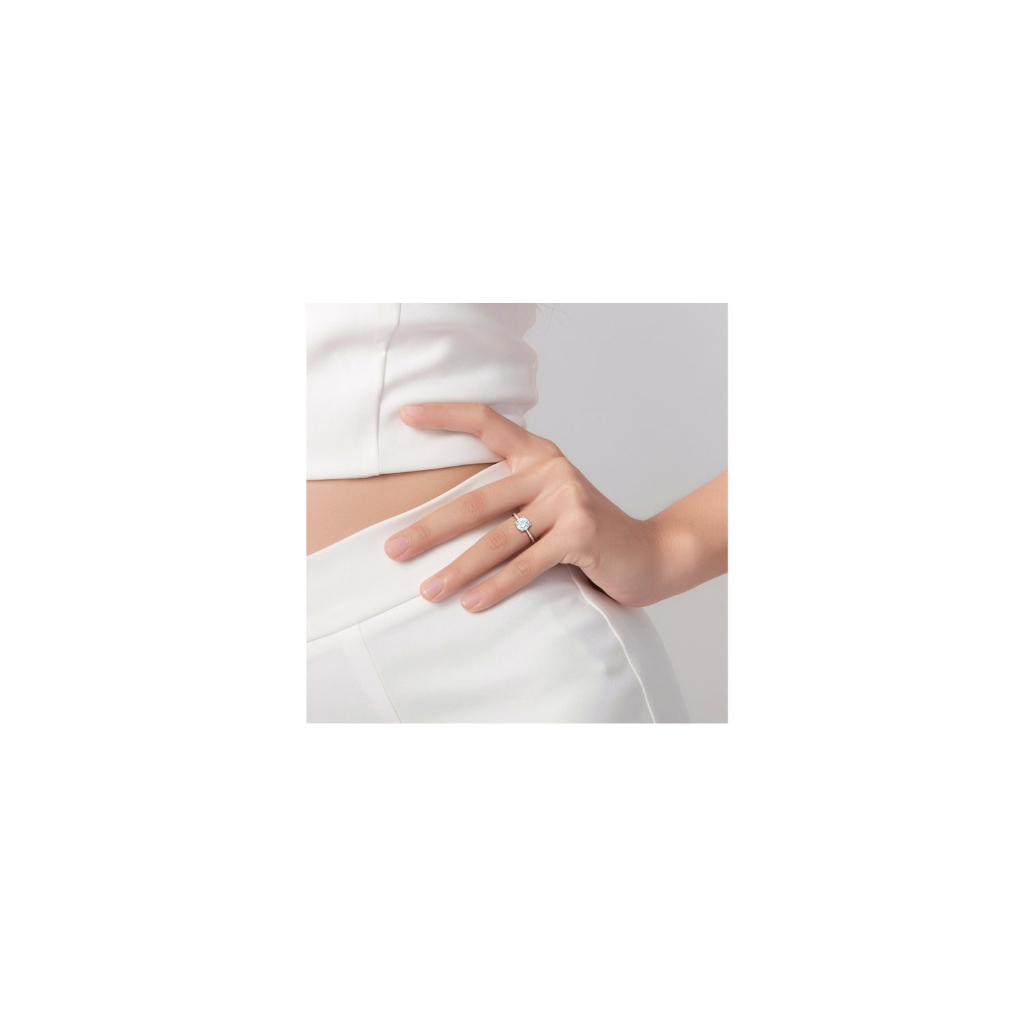 1.15 Carat Aquamarine Solitaire Ring in Sterling Silver