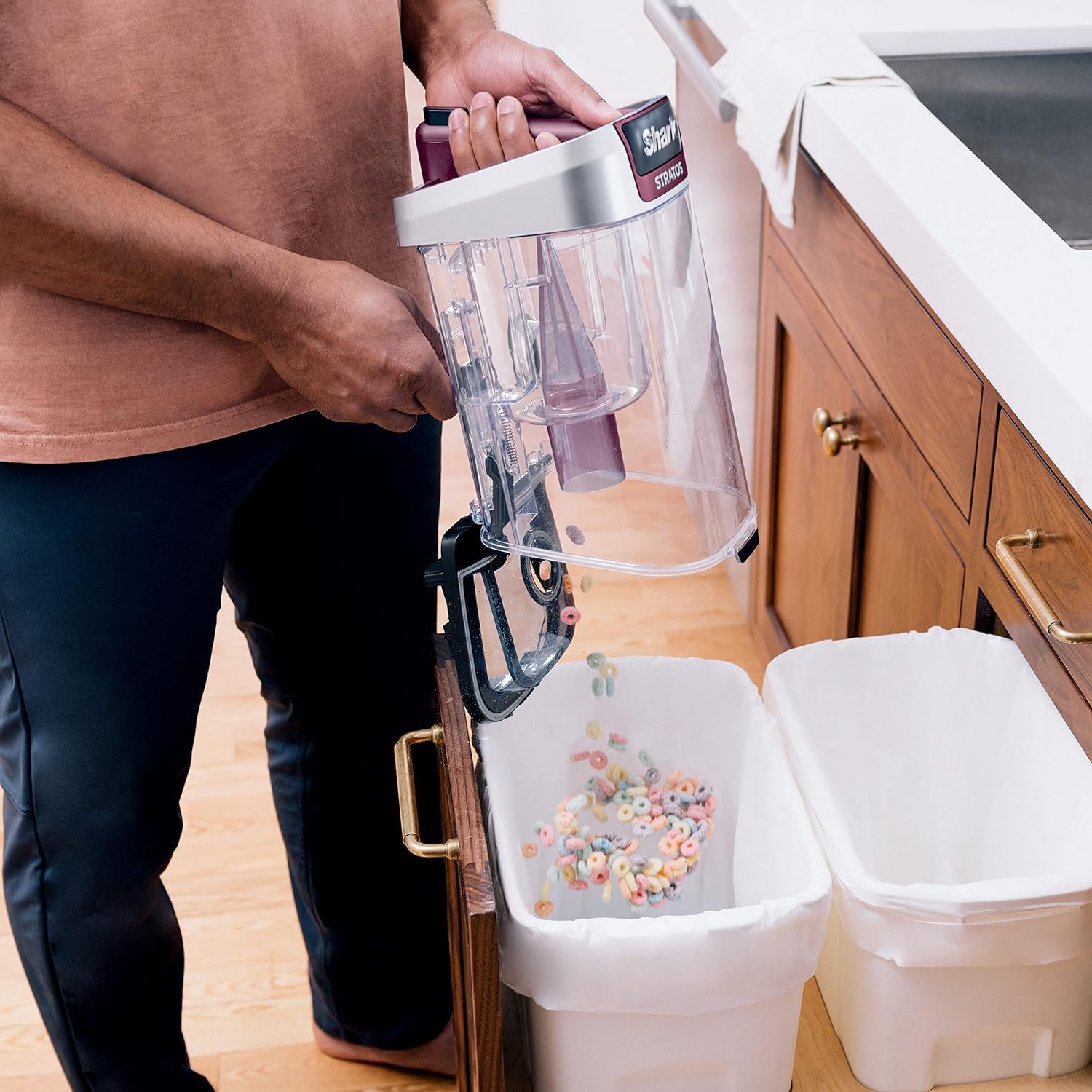 Shark AZ3000C Stratos Upright Vacuum with DuoClean® PowerFins™ HairPro™, Powered Lift-Away®, Self-Cleaning Brushroll