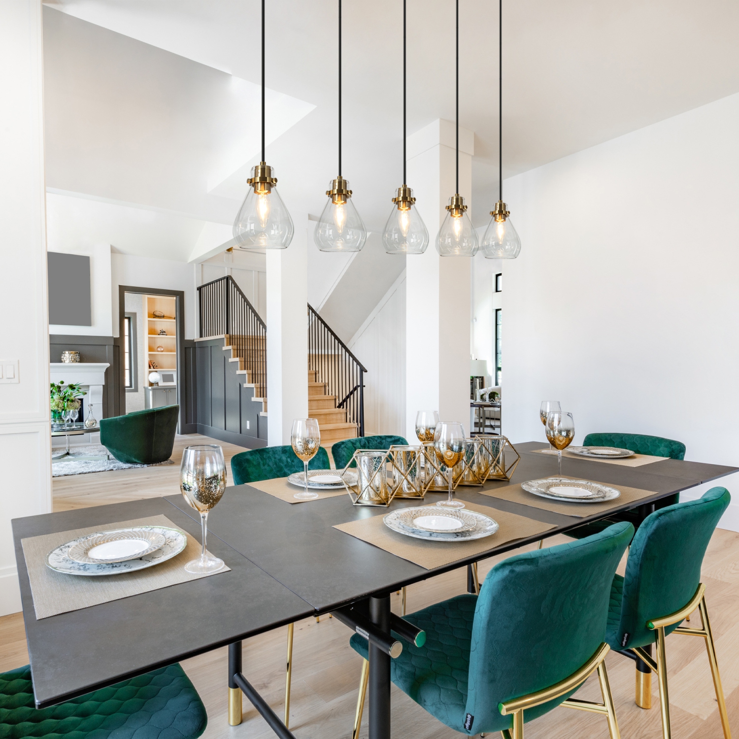 Transitional Linear Black Chandelier, 5-Light 30-in Brass Gold and Black in Bell Modern/Contemporary Clear Glass LED Hanging Kitchen Island Light