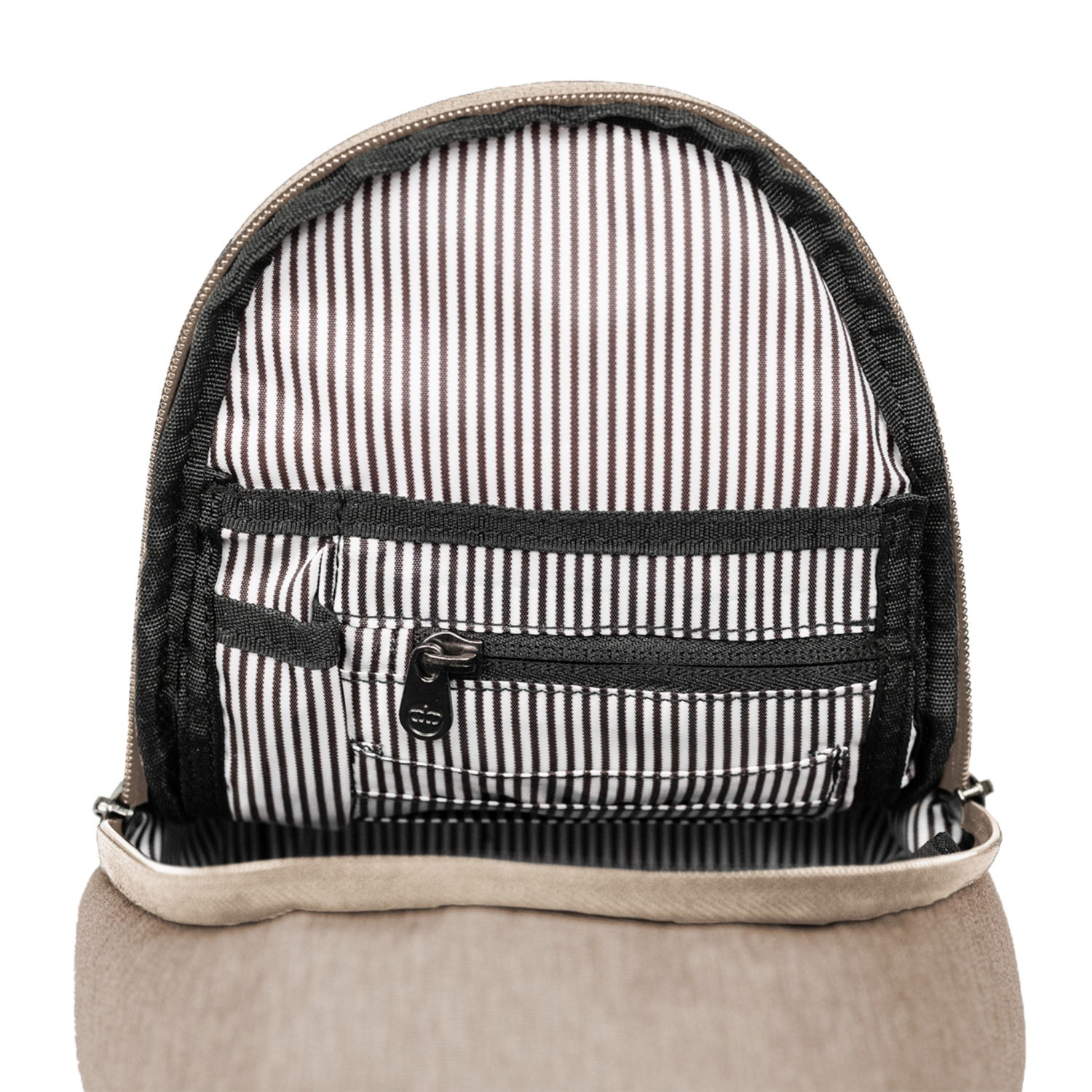 PKG Elora 4L Cross-body Bag