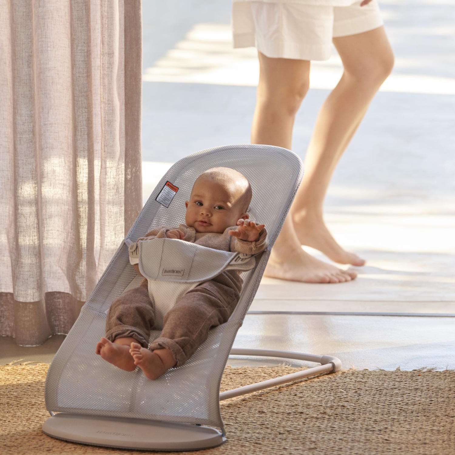 BabyBjorn Bouncer Balance Soft - Mesh, Silver/White on Grey Frame