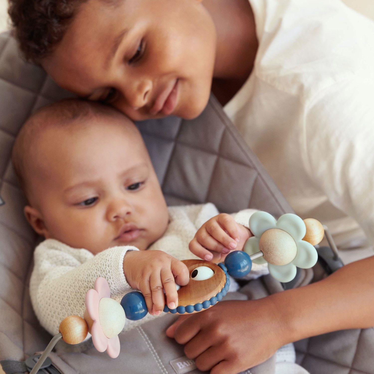 BabyBjorn Toy for Bouncers - Googly Eyes Pastels