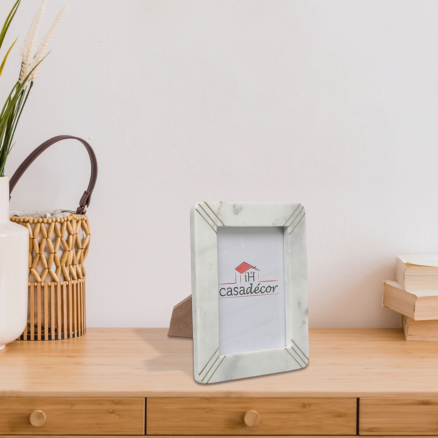 Maison concepts – cadre photo 5 x 7 blanc marbré avec incrustation en laiton