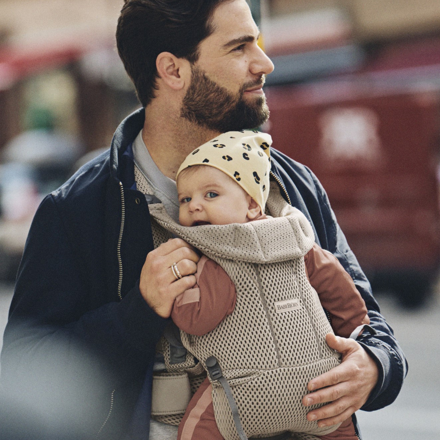 BabyBjorn Baby Carrier Free - 3D Mesh, Grey/Beige