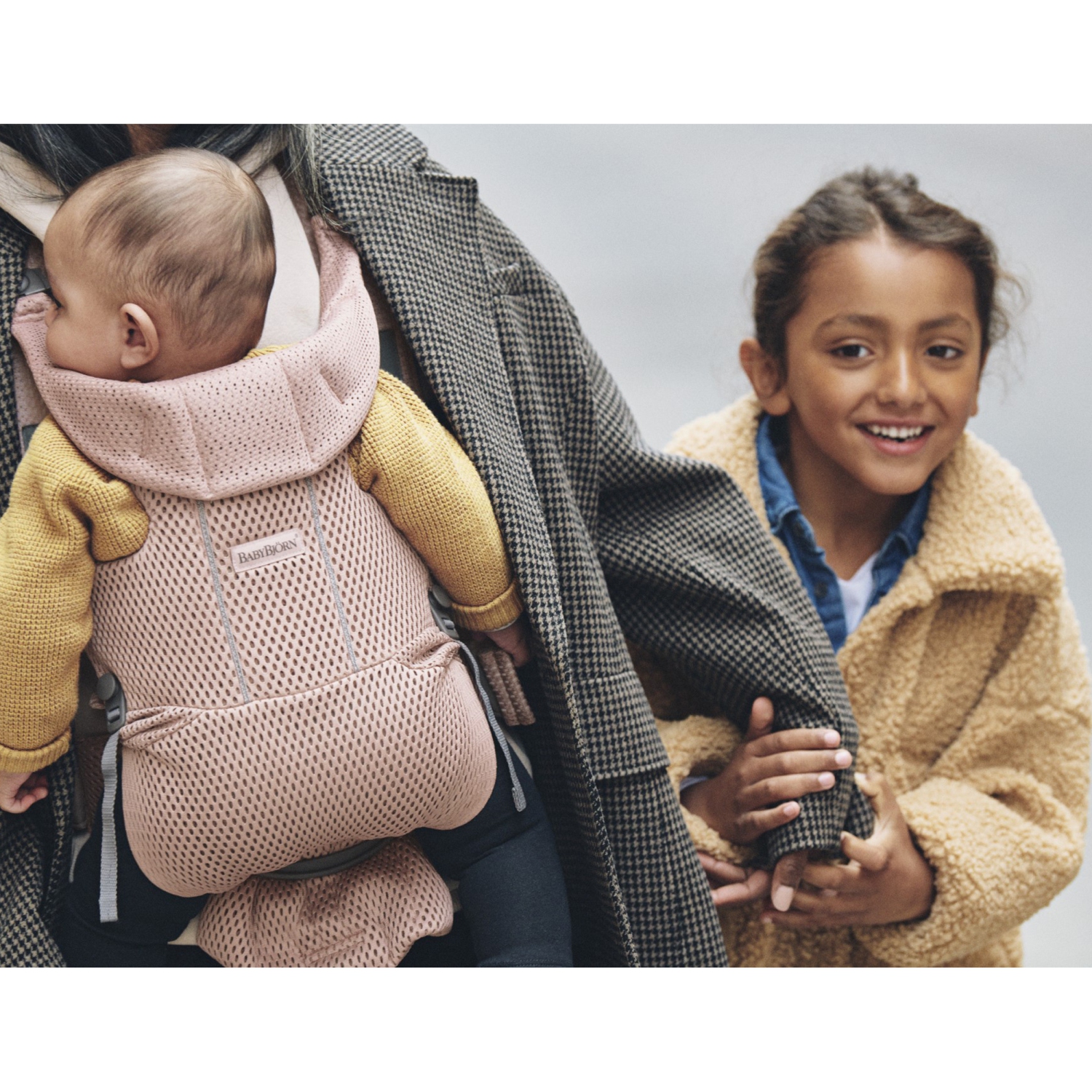 Porte-bébé sans porte-bébé de BabyBjorn - maille 3D, rose poussiéreux