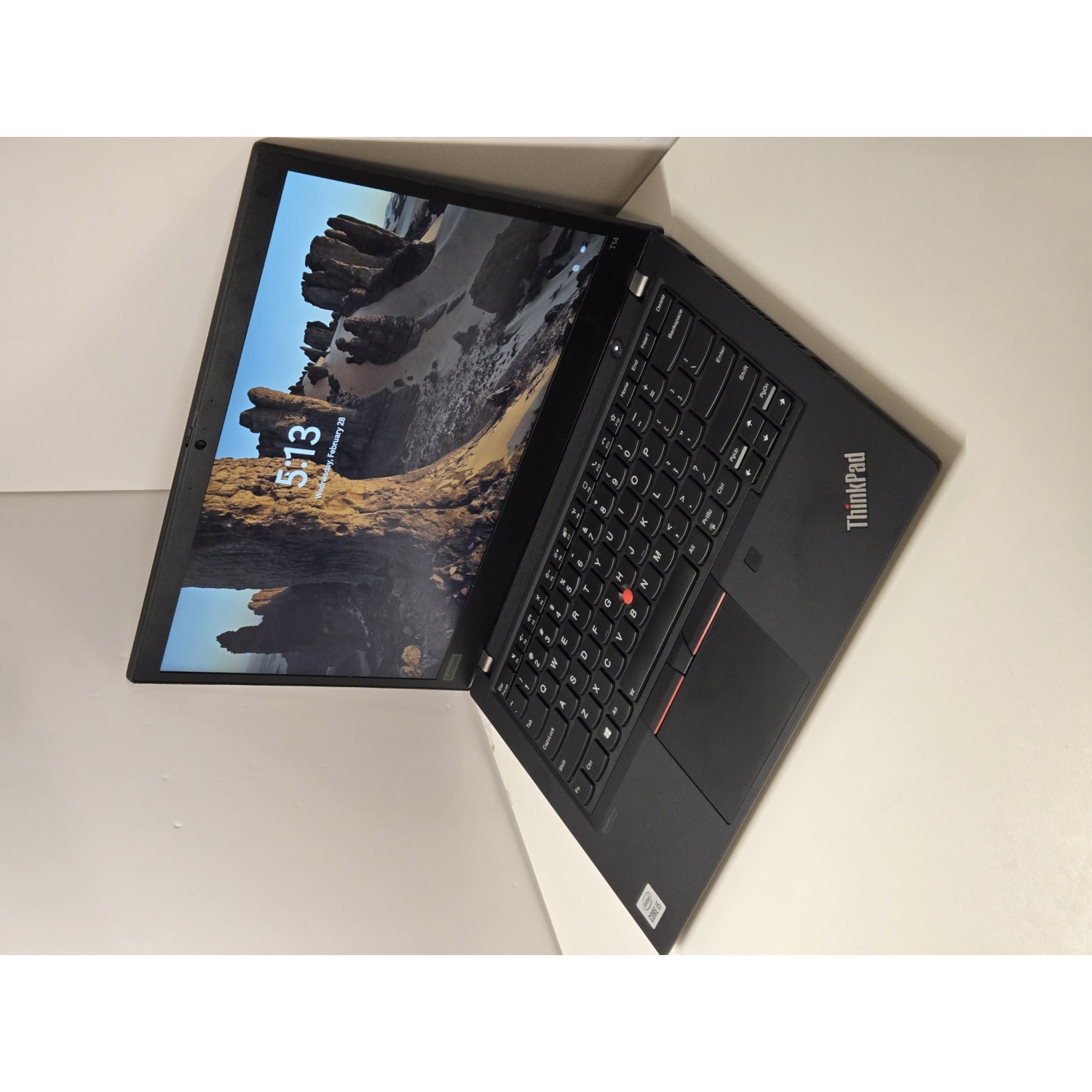 Refurbished Lenovo ThinkPad T14 Gen 1 14" FHD i5 10210U @ 4.2 GHz 32GB DDR4 256GB SSD Win 11 Pro