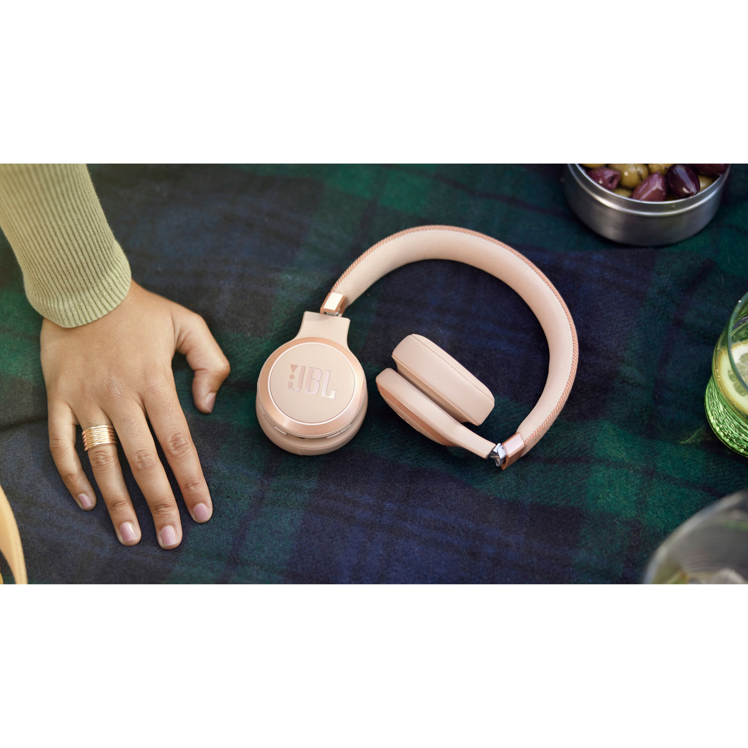 JBL Live 670NC On-Ear Noise Cancelling Bluetooth Headphones - Sandstone