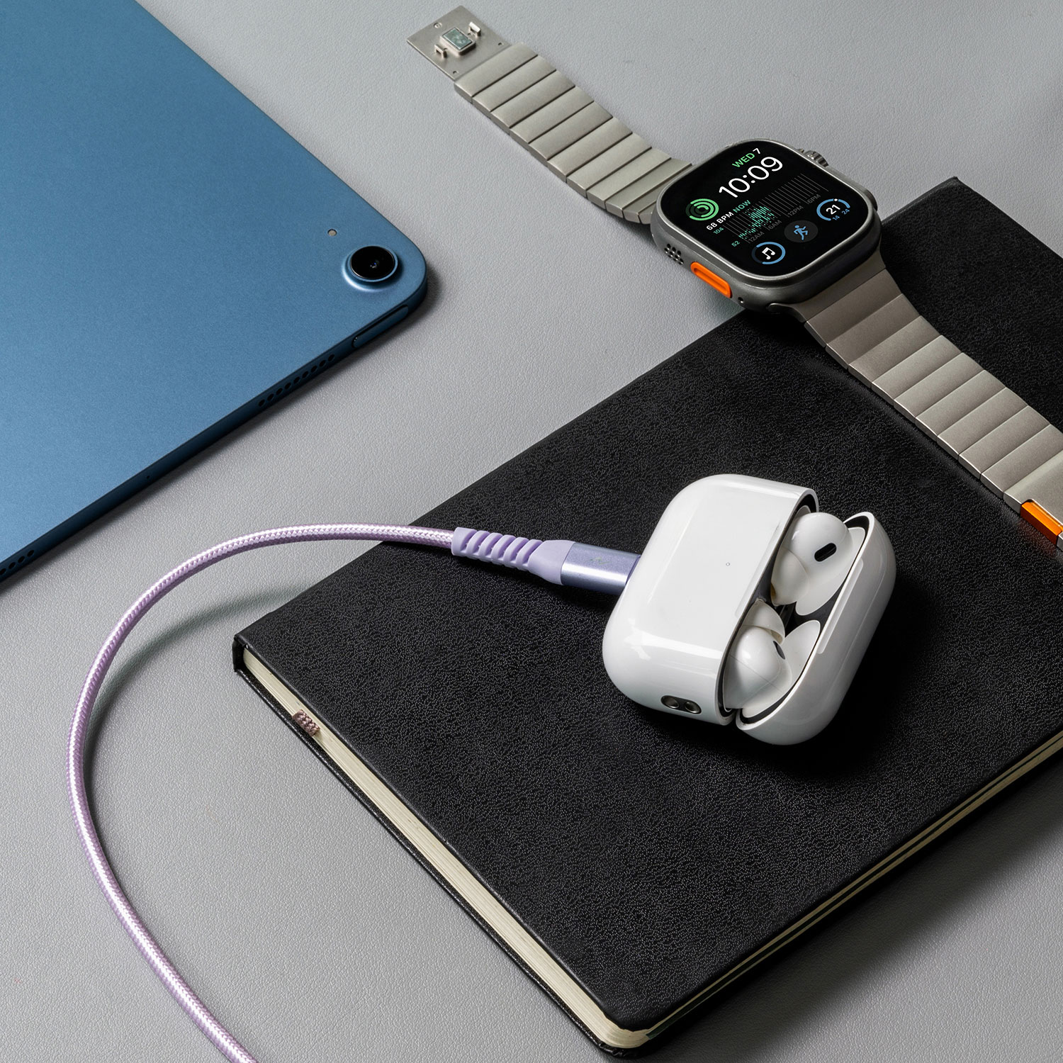 Câble tissé USB à Lightning de 1,2 m Vibrance de LOGiiX (LGX-13761) - Lavande