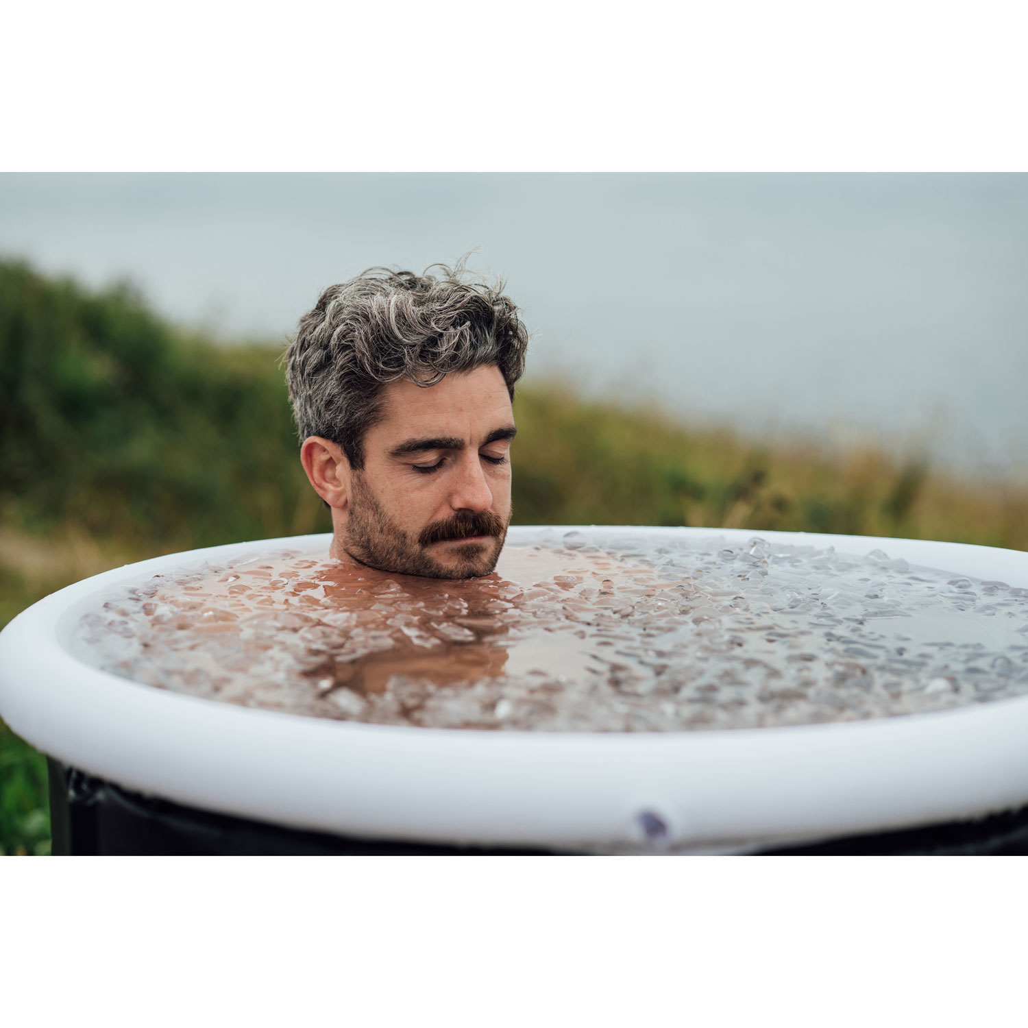 Bain de glace Recovery Pod MAX de Lumi Therapy