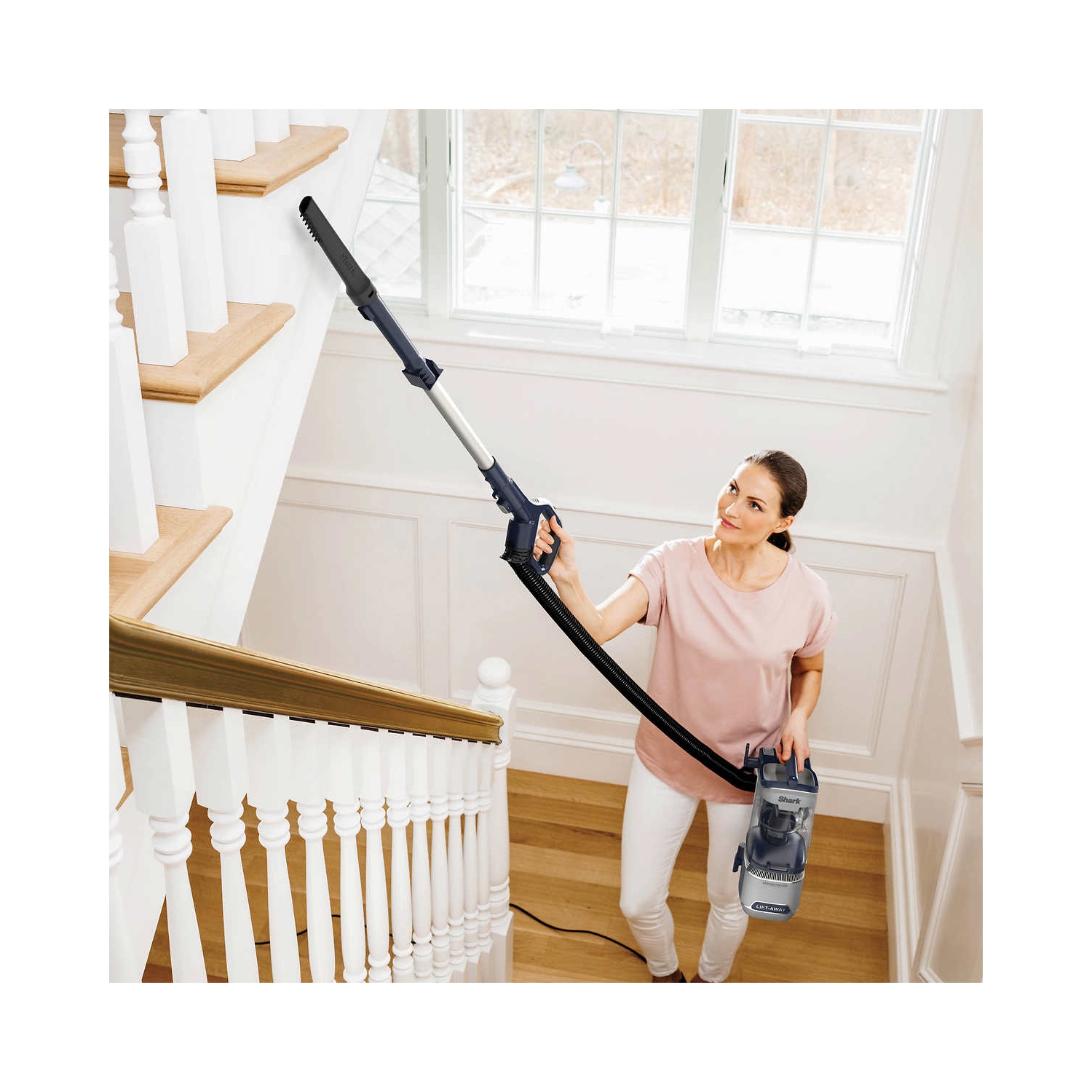 Aspirateur vertical Shark performance plus avec système de rouleau à deux brosses évolué