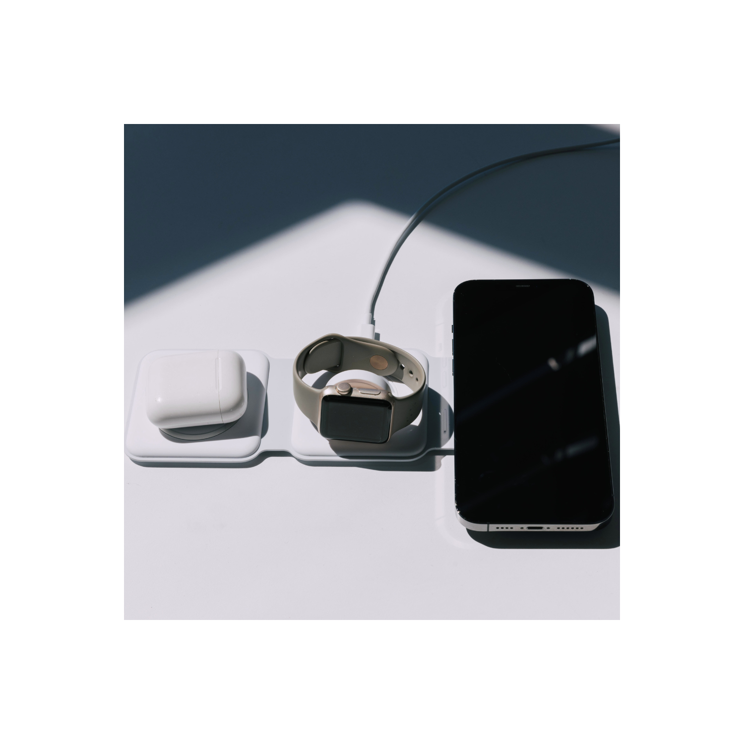 Chargeur portatif 3-en-1 ThirdPower de TechLok pour iPhone | Station de chargement sans fil pour plusieurs appareils Apple Phone | Tapis de