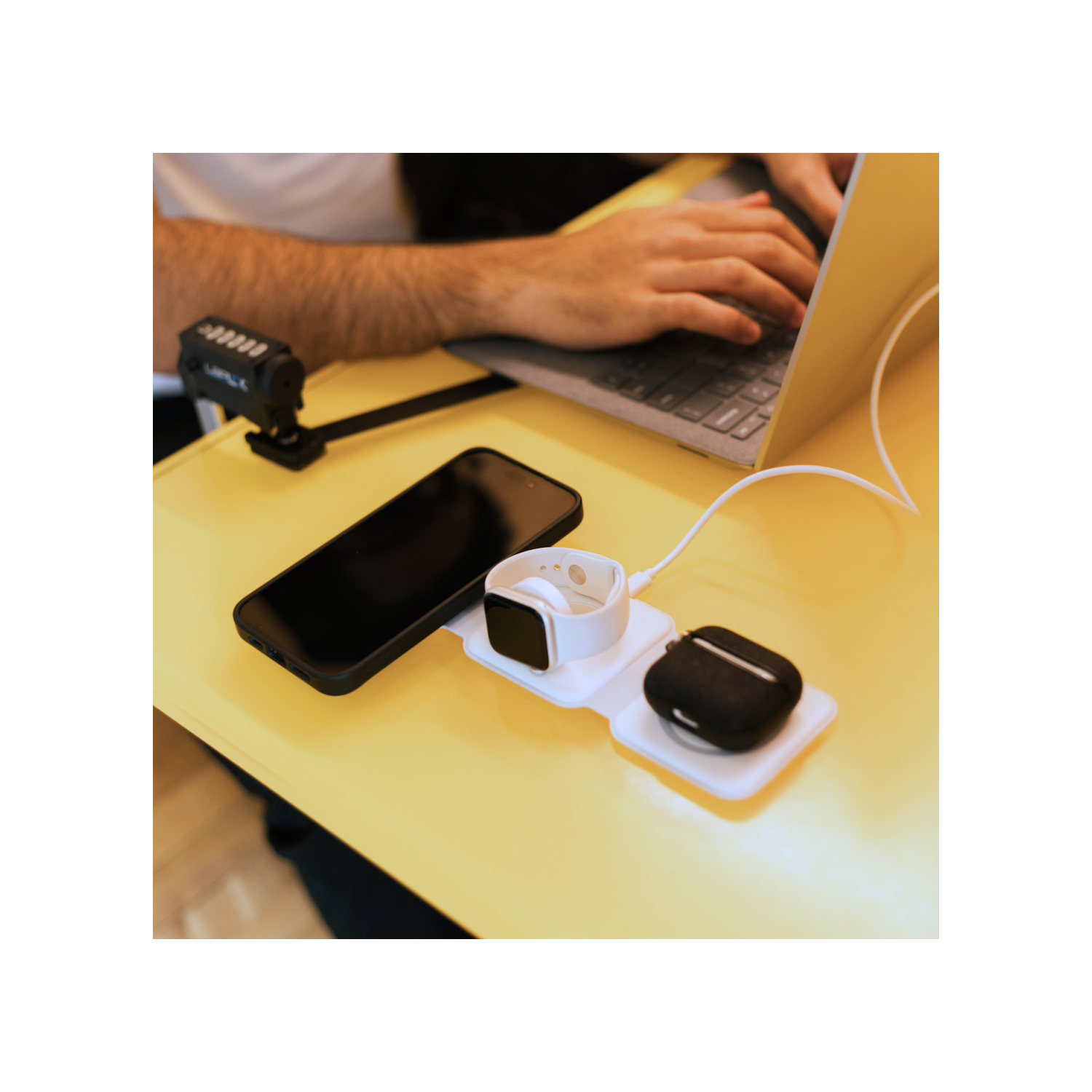 Chargeur portatif 3-en-1 ThirdPower de TechLok pour iPhone | Station de chargement sans fil pour plusieurs appareils Apple Phone | Tapis de