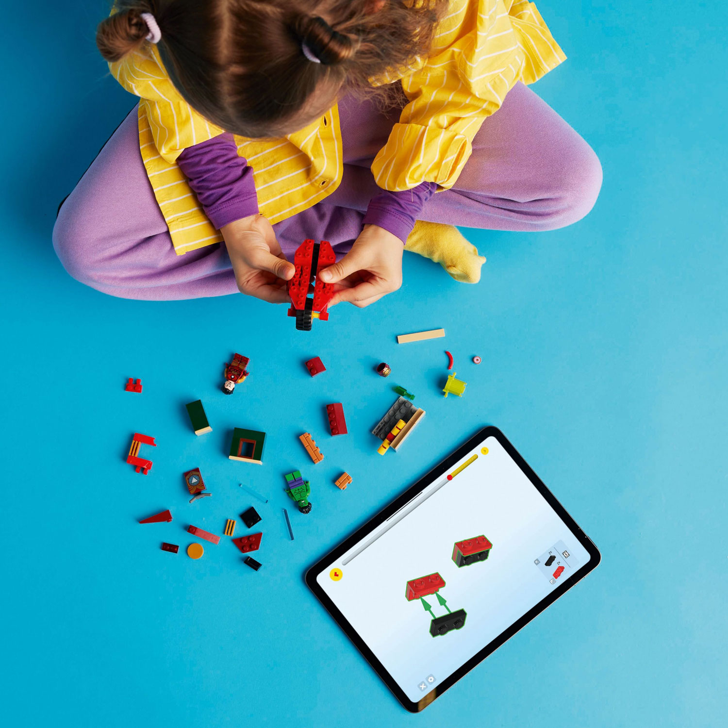 LEGO Marvel : Iron Man avec une moto et Hulk - 68 pièces