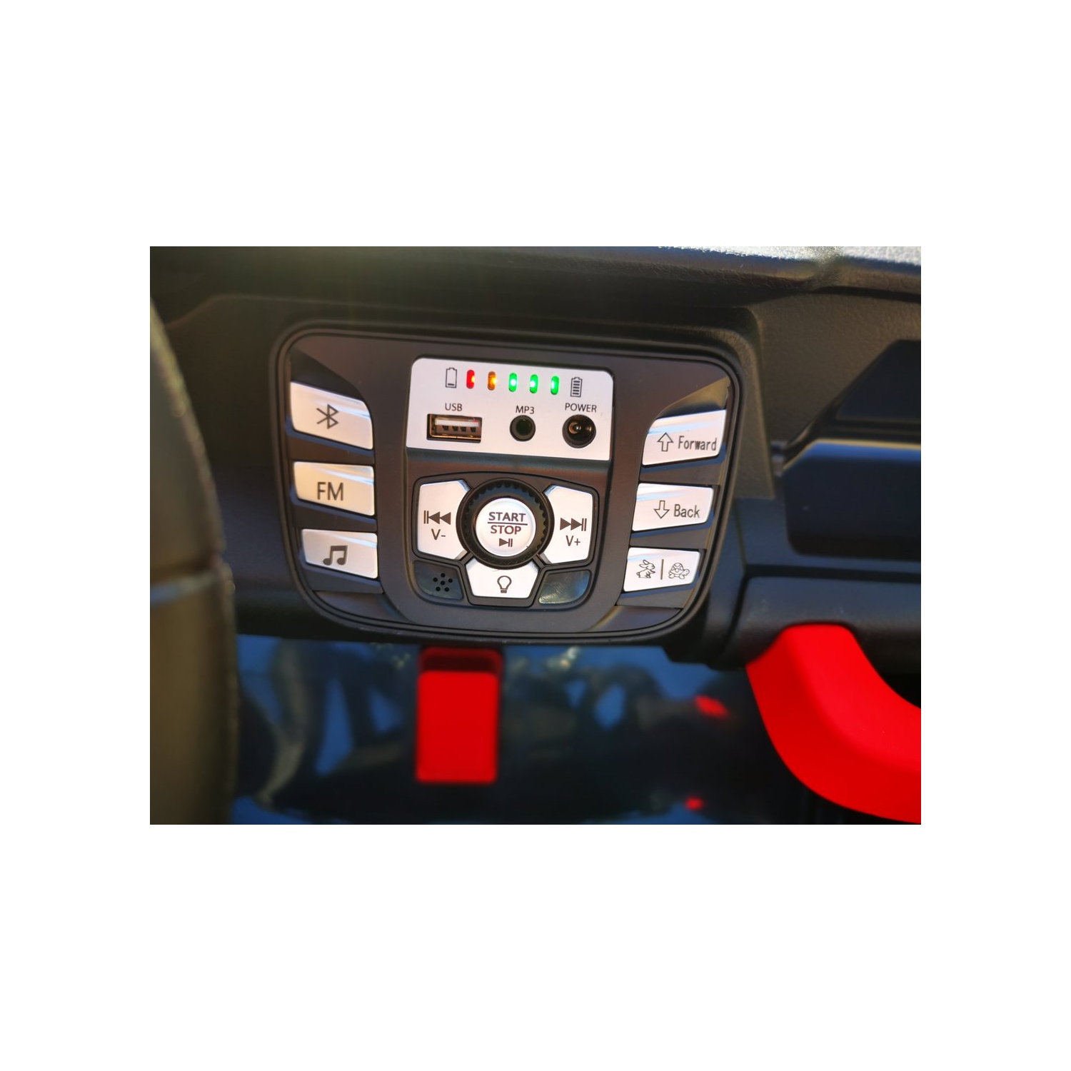 VUTT Super Shock 24&nbsp;V 4x4 à 2 places pour enfants, pneus en caoutchouc améliorés, sièges en cuir avec télécommande