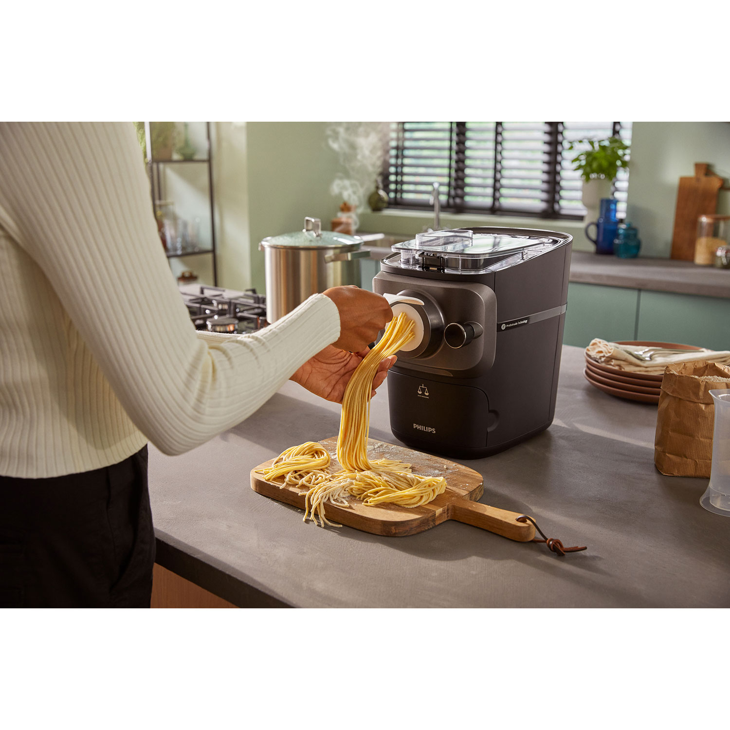 Philips Smart Artisan Pasta & Noodle Maker Plus - Black