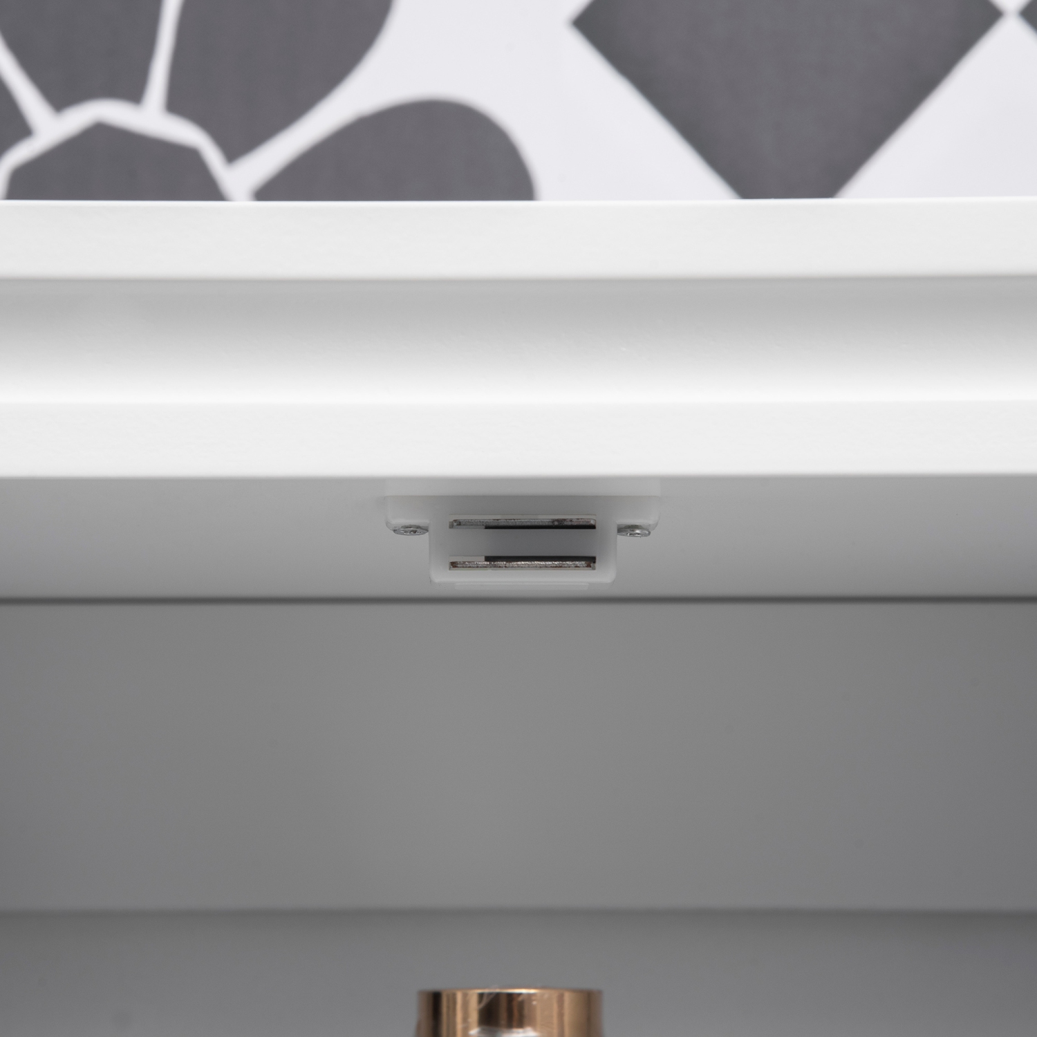 Kleankin – Armoire de rangement pour toilettes, double porte sur range-tout pour salle de bains avec tablette réglable et tablette ouverte, blanc