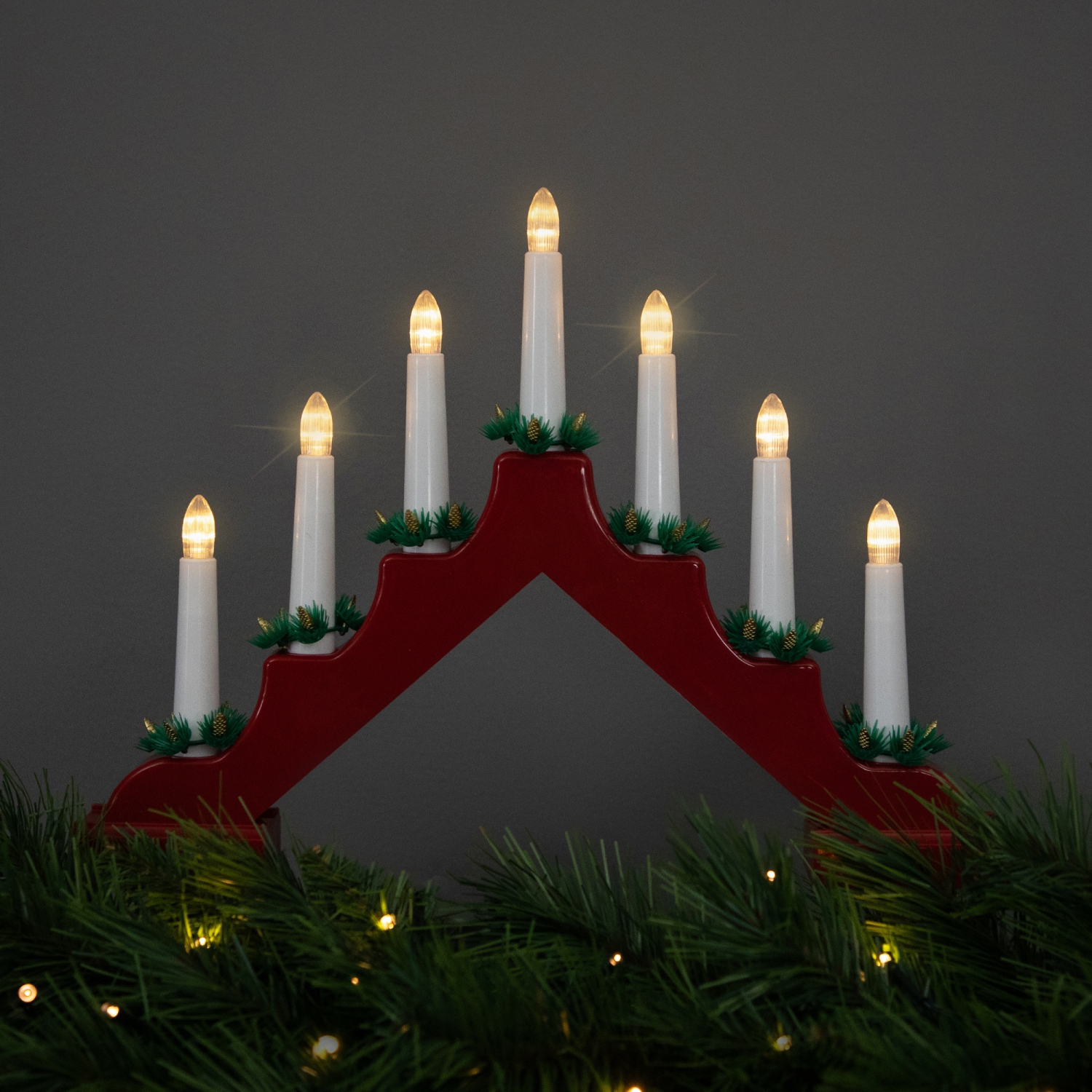 Pont à candélabre lumineux de Noël de LED - 13&nbsp;po - Rouge