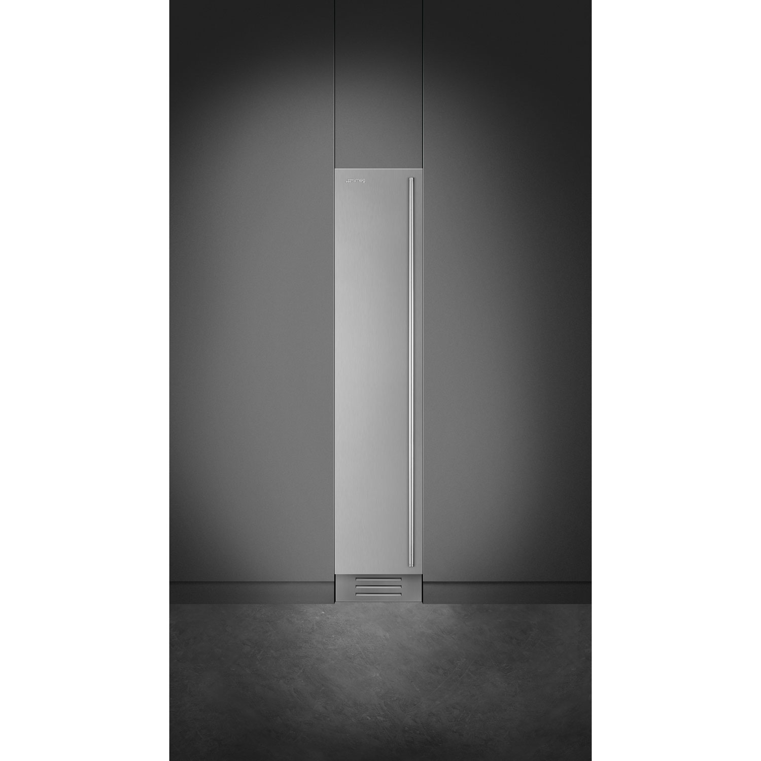 Congélateur vertical de 8,5 pi³ avec machine à glaçons interne de Smeg - Acier inoxydable