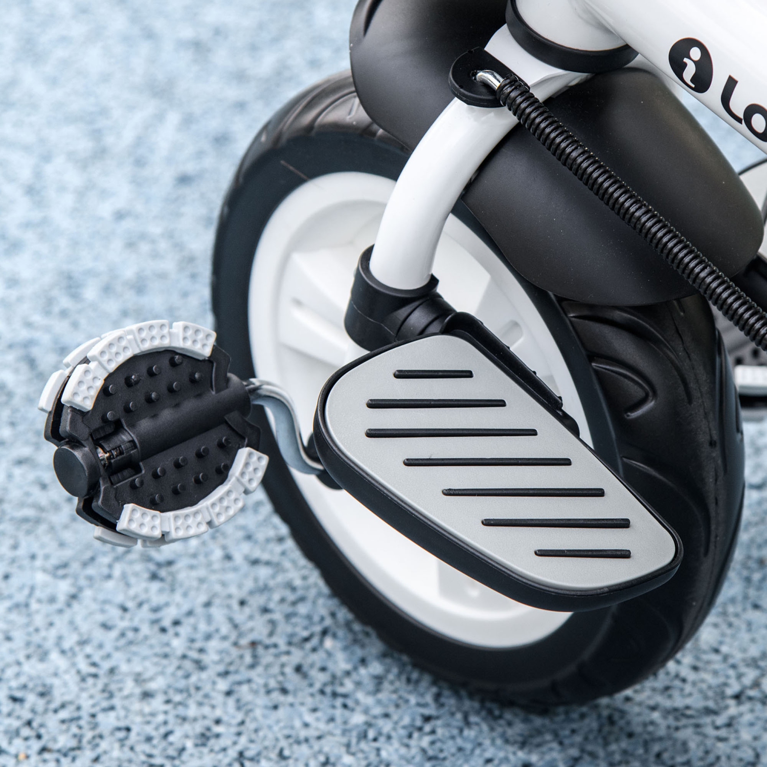 Qaba Toddler Tricycle, 6 in 1 Stroller Bike with Parent Push Handle, Canopy, Storage Baskets, Cupholder, Safety Guardrail and 5-Point Safety Belt,