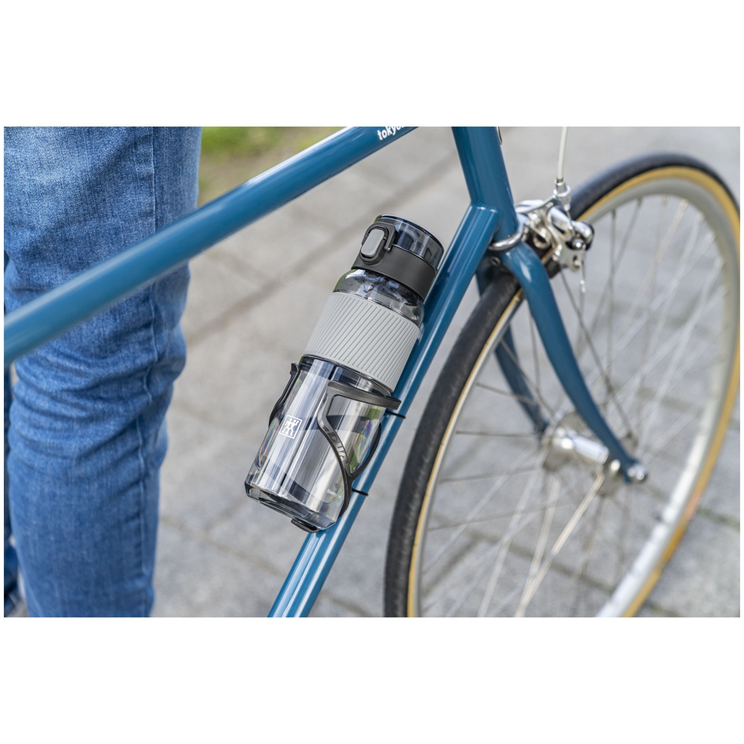 Bouteille de ZWILLING, 680&nbsp;ml, Tritan, gris