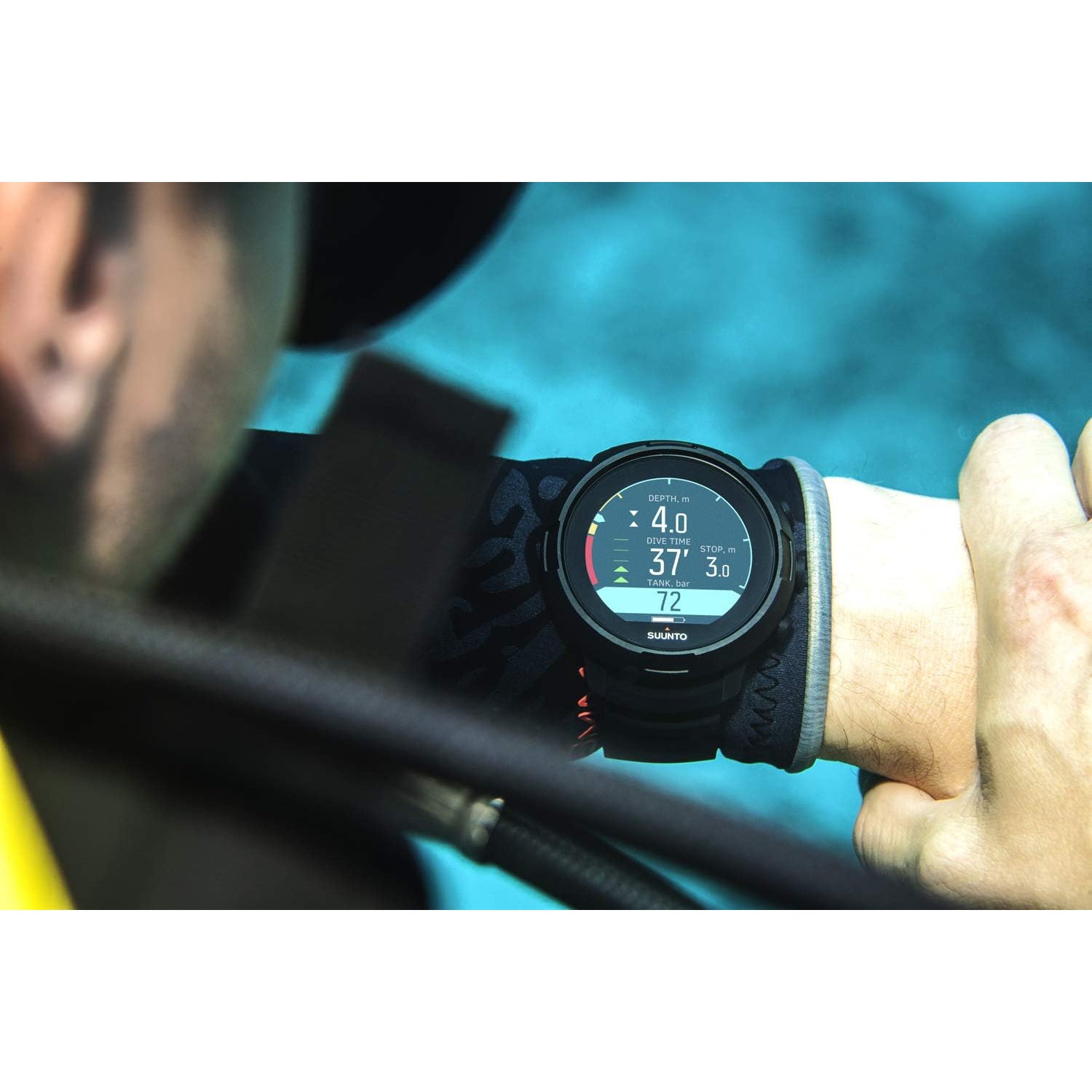 SUUNTO D5 Scuba Diving Wrist Computer with USB Cable PVD Coated