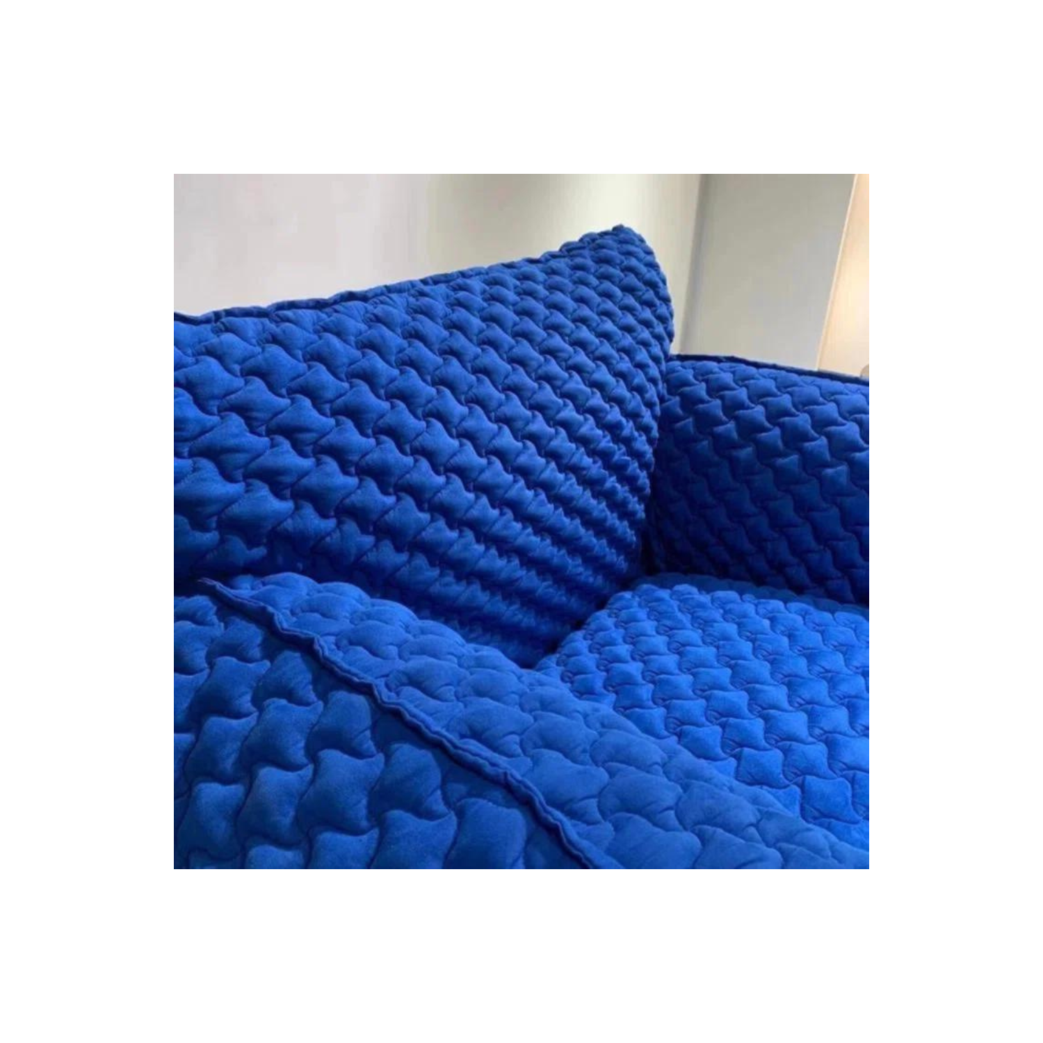 LivinVeluris Blue Fluffy Accent Single Seat Sofa - Navy Blue