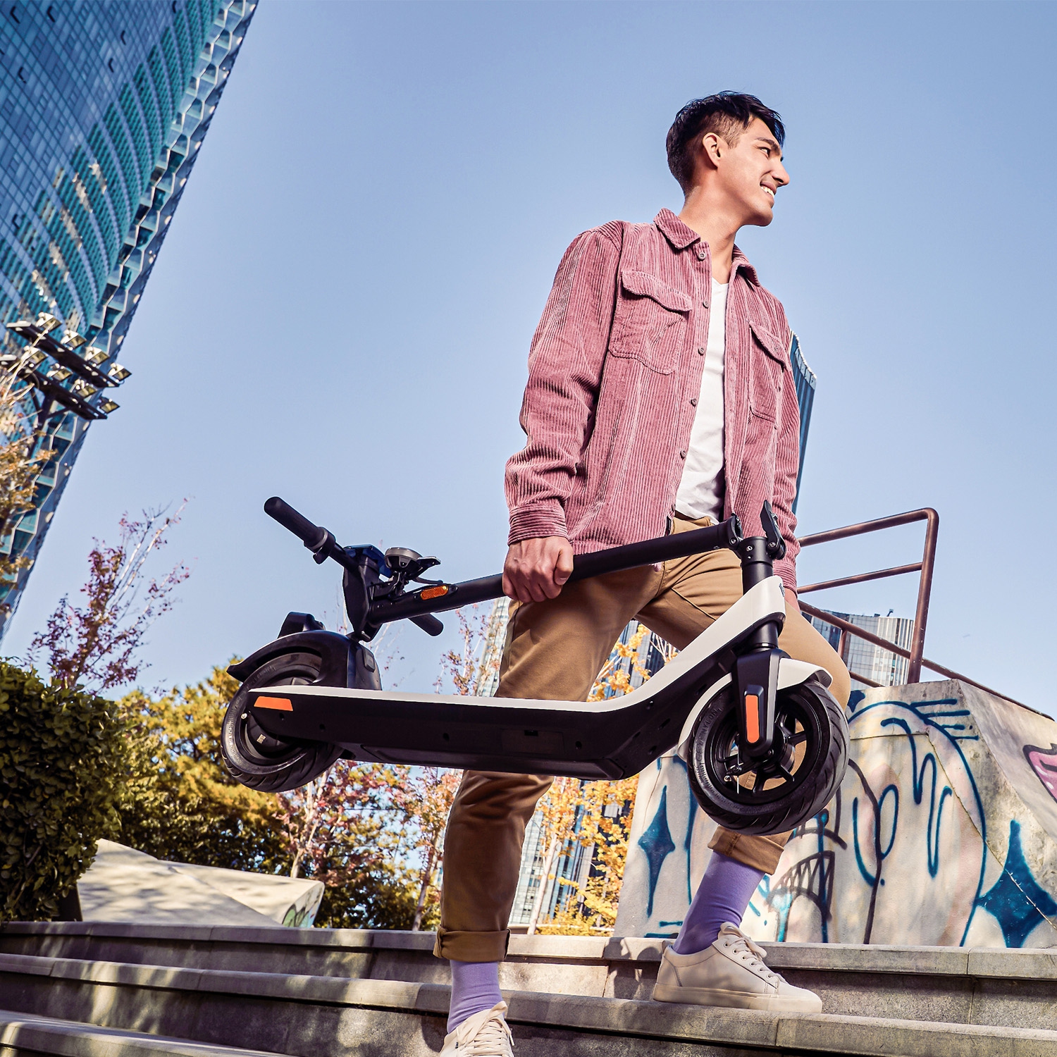 Remis à neuf Bon état - Niu KQi2 Pro 300&nbsp;W scooter électrique Blanc