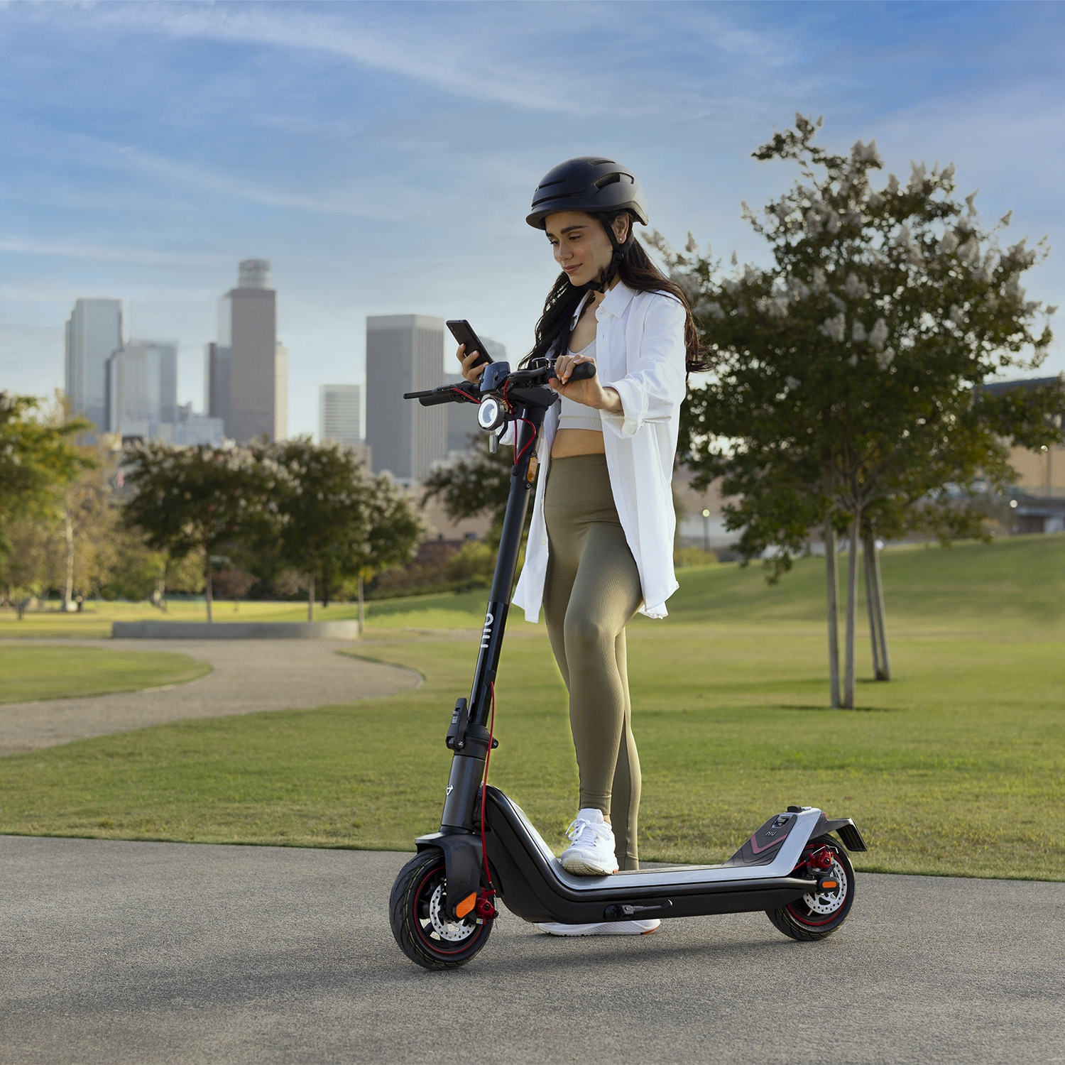 Refurbished Good - Niu KQi3 Max 450W Scooter Electrique Grey