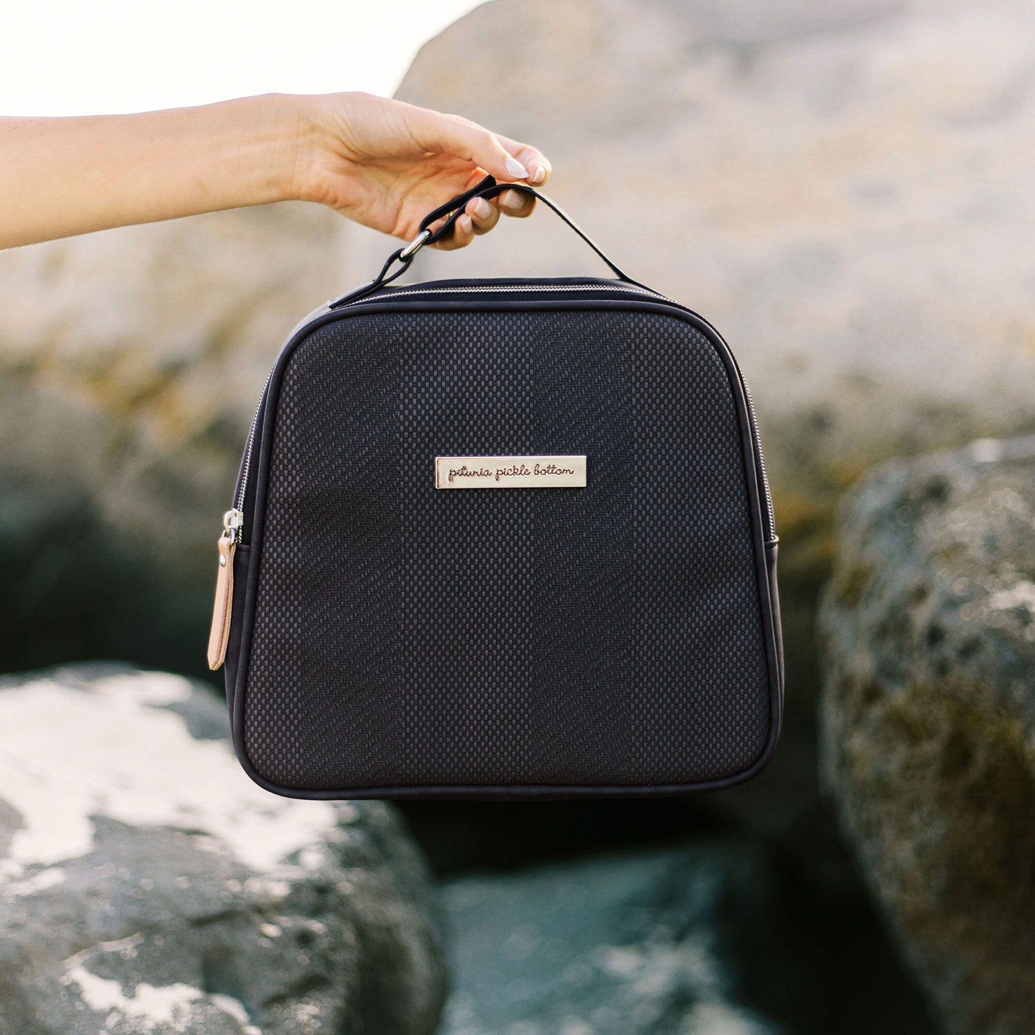 Petunia Picklebottom Tandem Bottle & Lunch Tote - Carbon Cable Stitch