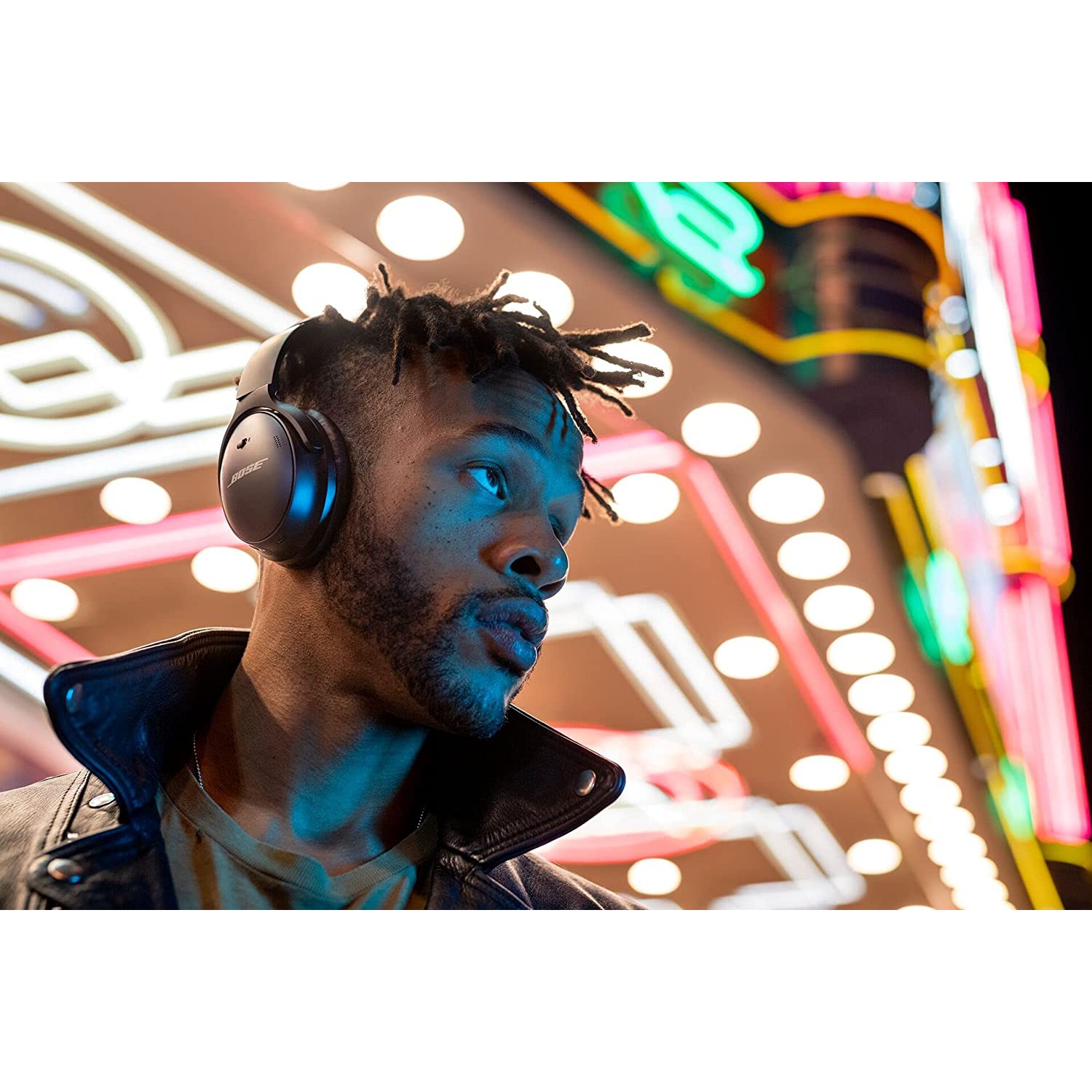 Casque d'écoute sans fil Bluetooth à suppression du bruit QuietComfort 45 de Bose - Noir triple