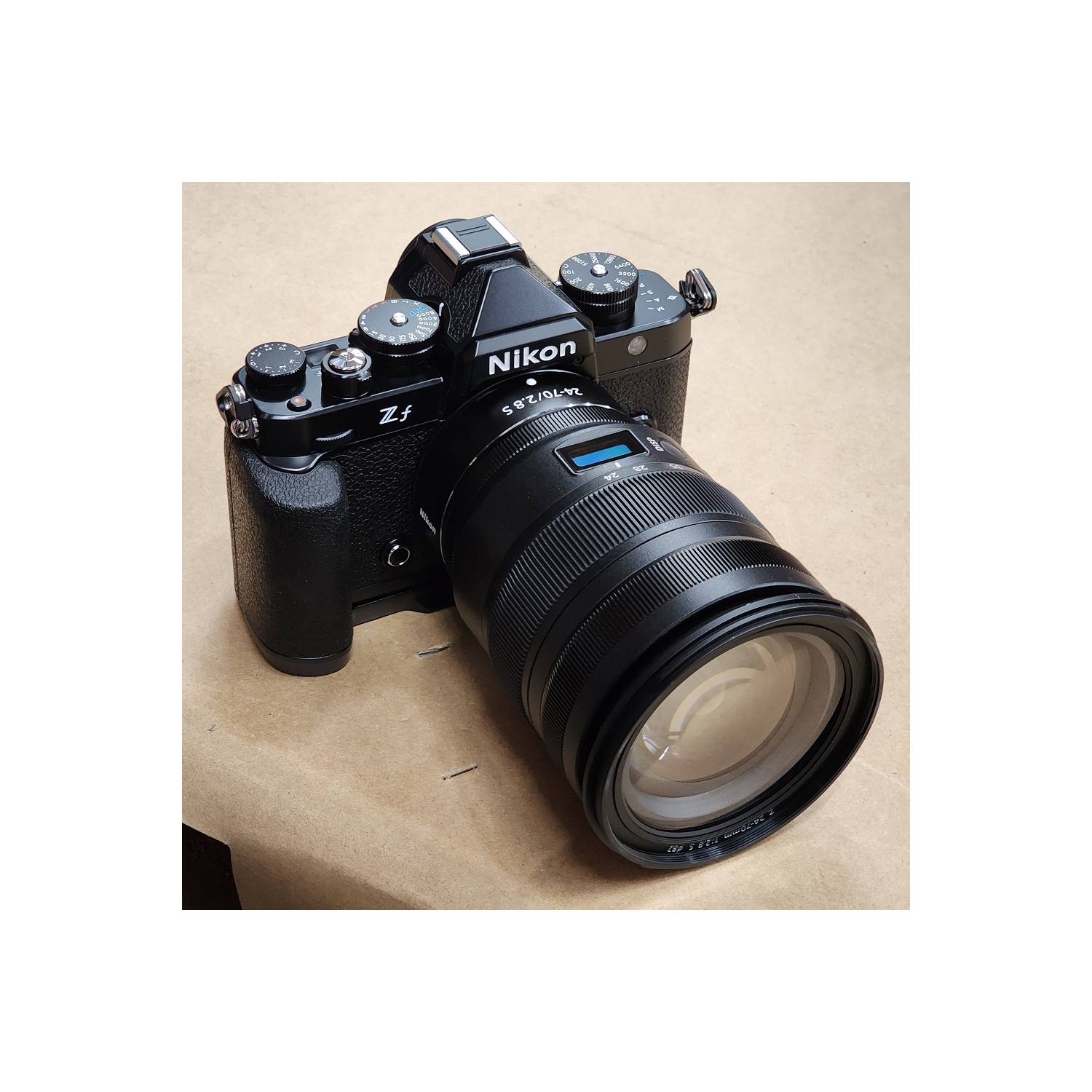 Nikon Zf Mirrorless Camera with 24-70mm f/4 Lens 1772 - 7PC Accessory Bundle