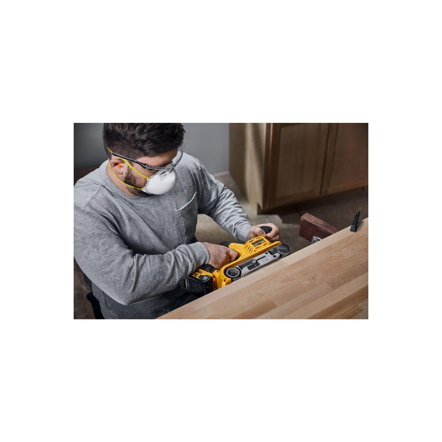 Ponceuse à courroie sans balai DeWALT 20&nbsp;V MAX 3 x 21 po, outil sans fil seulement