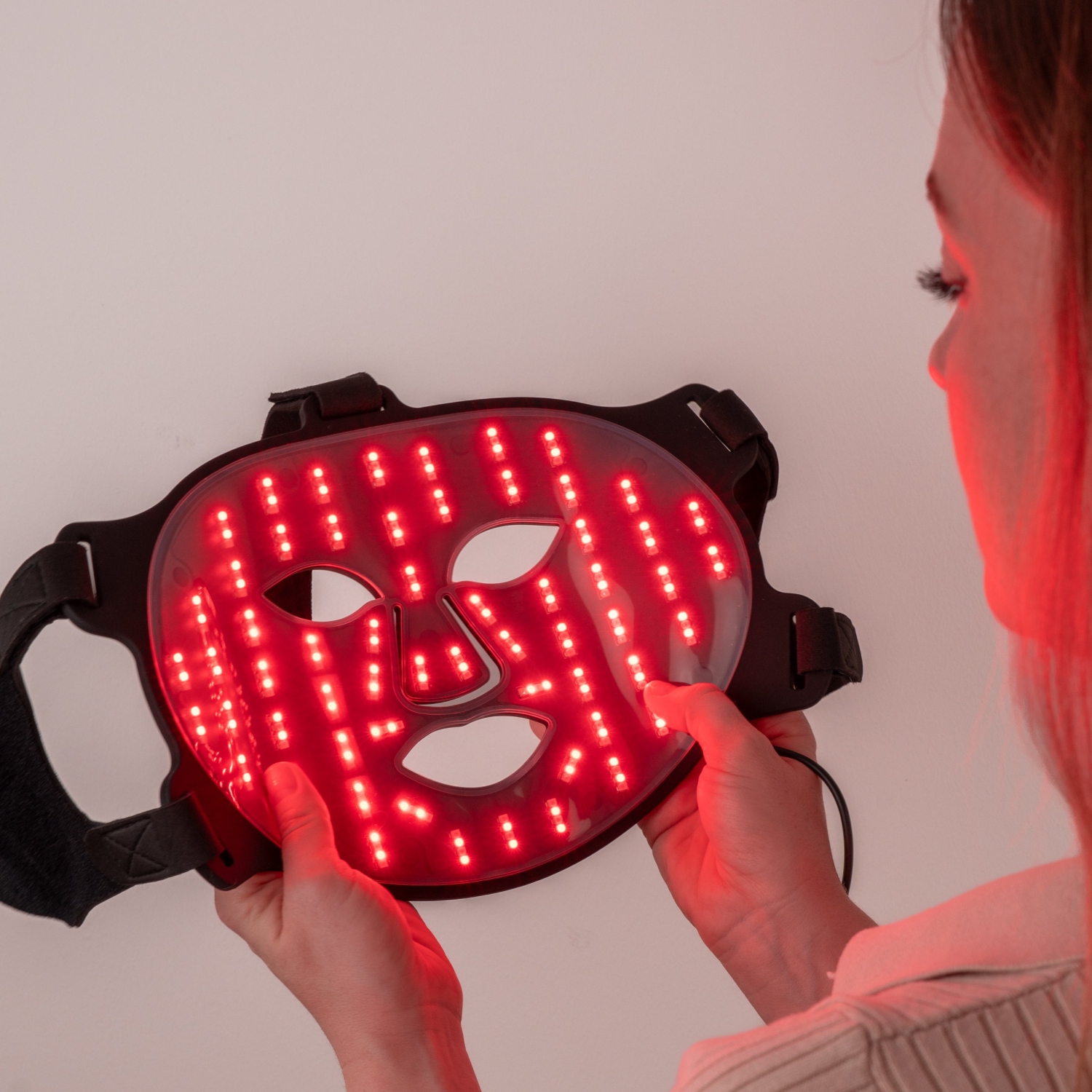 EZ-X Pro Red Light Mask - Near Infrared & Red Light Therapy for Face - Extra Power - 240 LEDs - Wireless LED Face Mask for Anti Aging [with Carrying