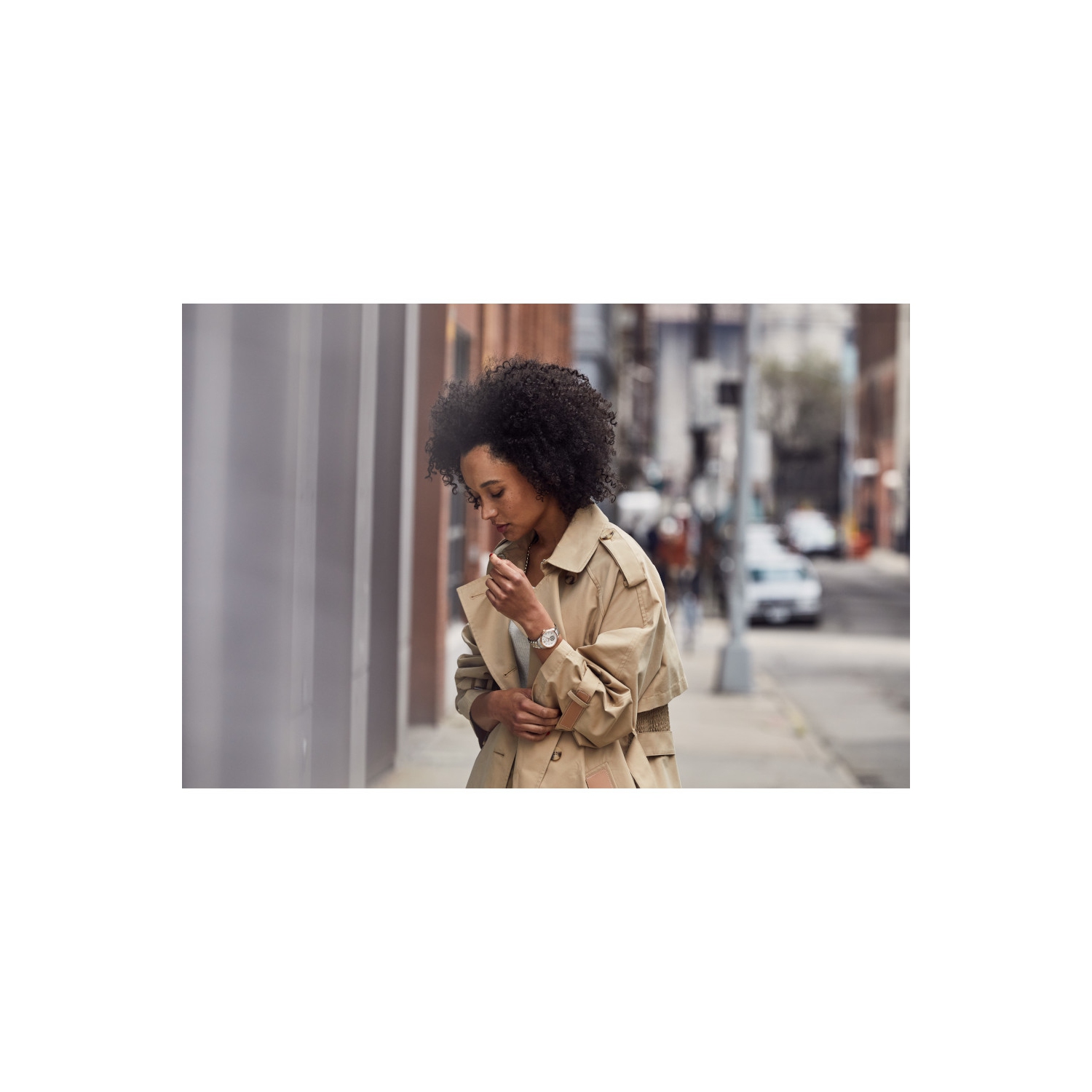 Montre automatique pour femmes Sutton 34&nbsp;mm de Bulova avec boîtier et bracelet en inox deux tons rose doré avec cadran blanc