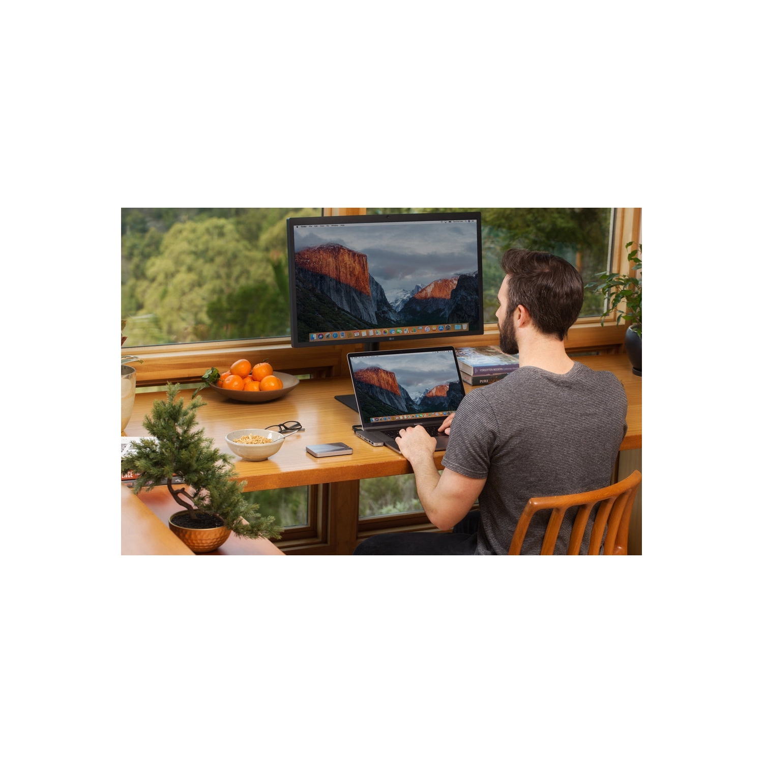 HyperDrive PRO 8-in-2 USB-C Hub - Grey