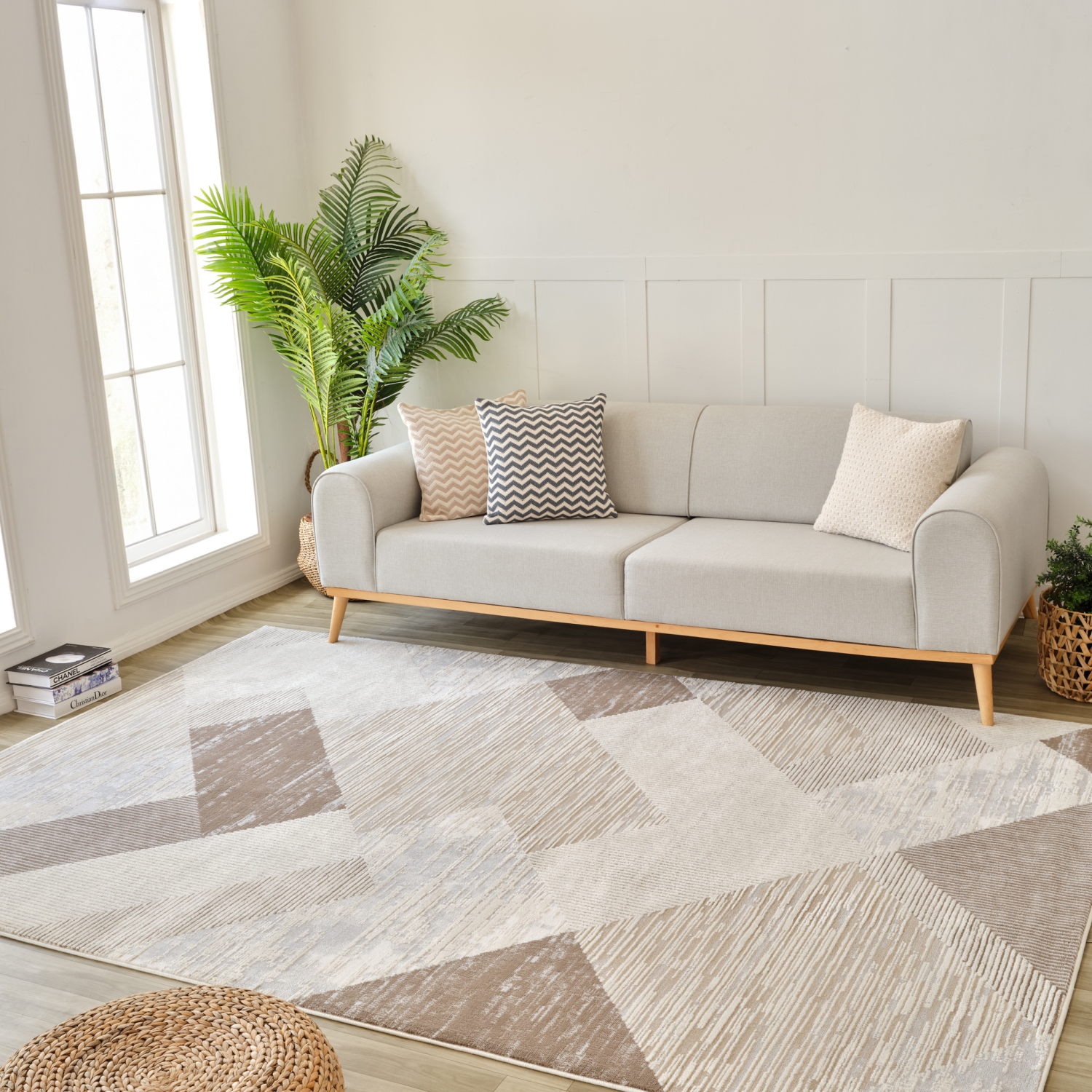 Tapis d'intérieur contemporain Lira à motif géométrique beige/brun