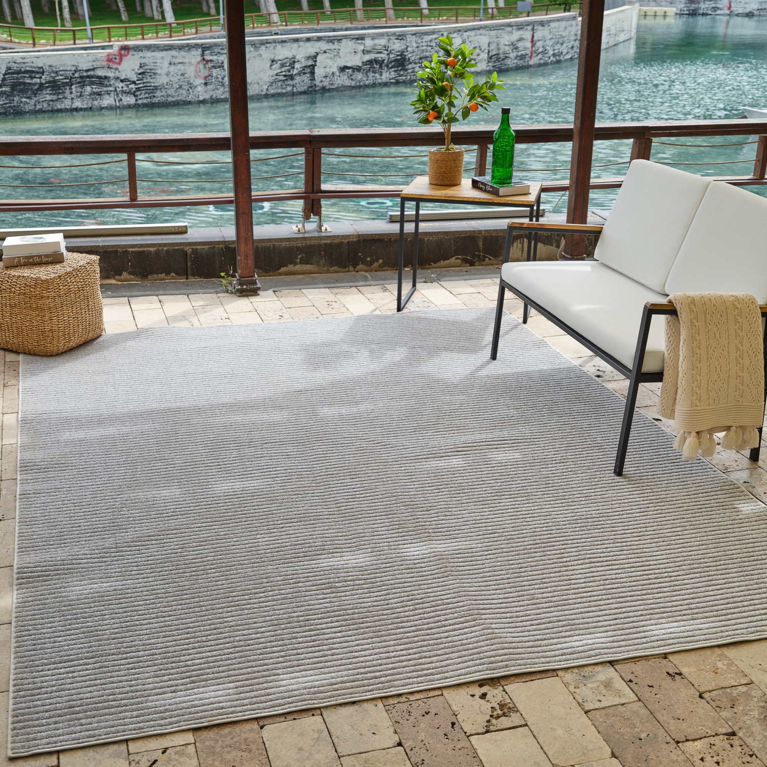 Rug Branch Solena Contemporary Striped Cream/Beige Indoor Area Rug